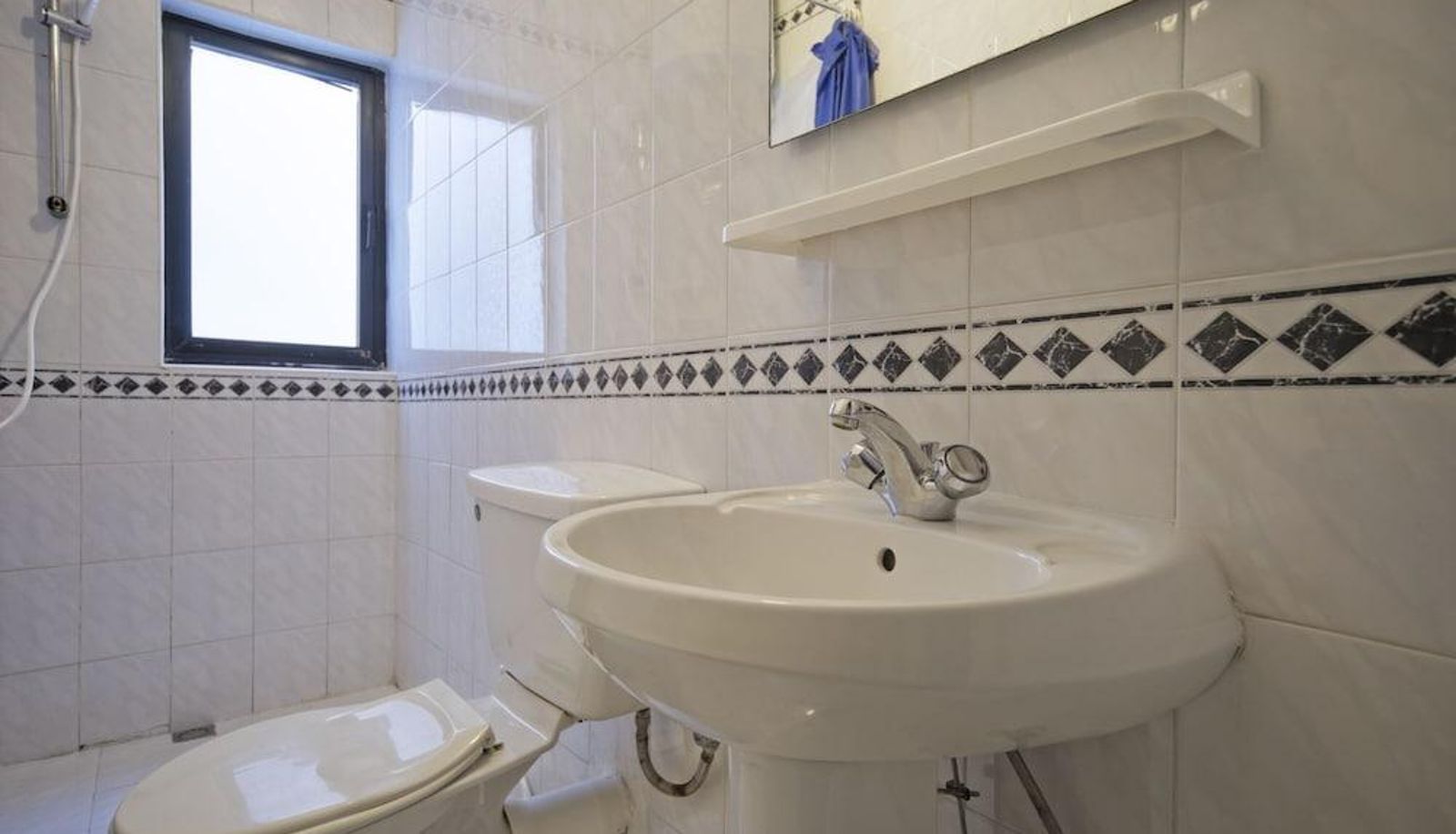 Apartment - White Dolphin Complex