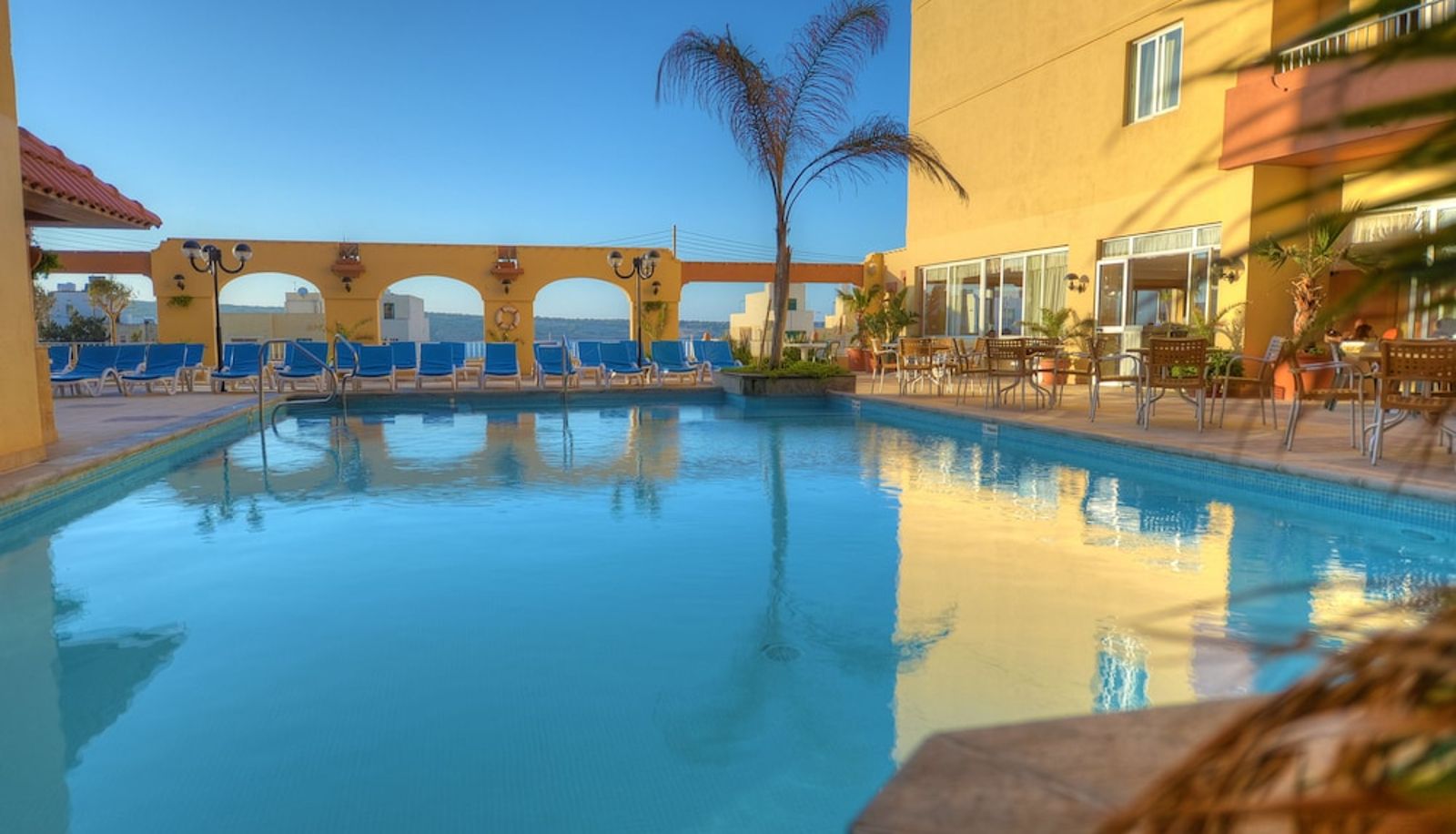Piscina - Luna Holiday Complex