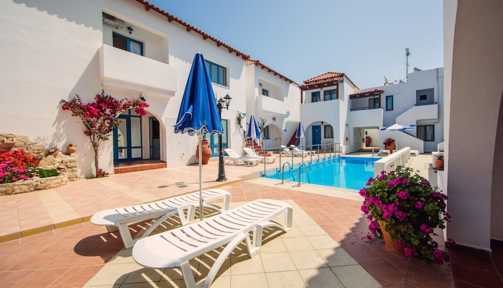 Pool - Iliana Hotel