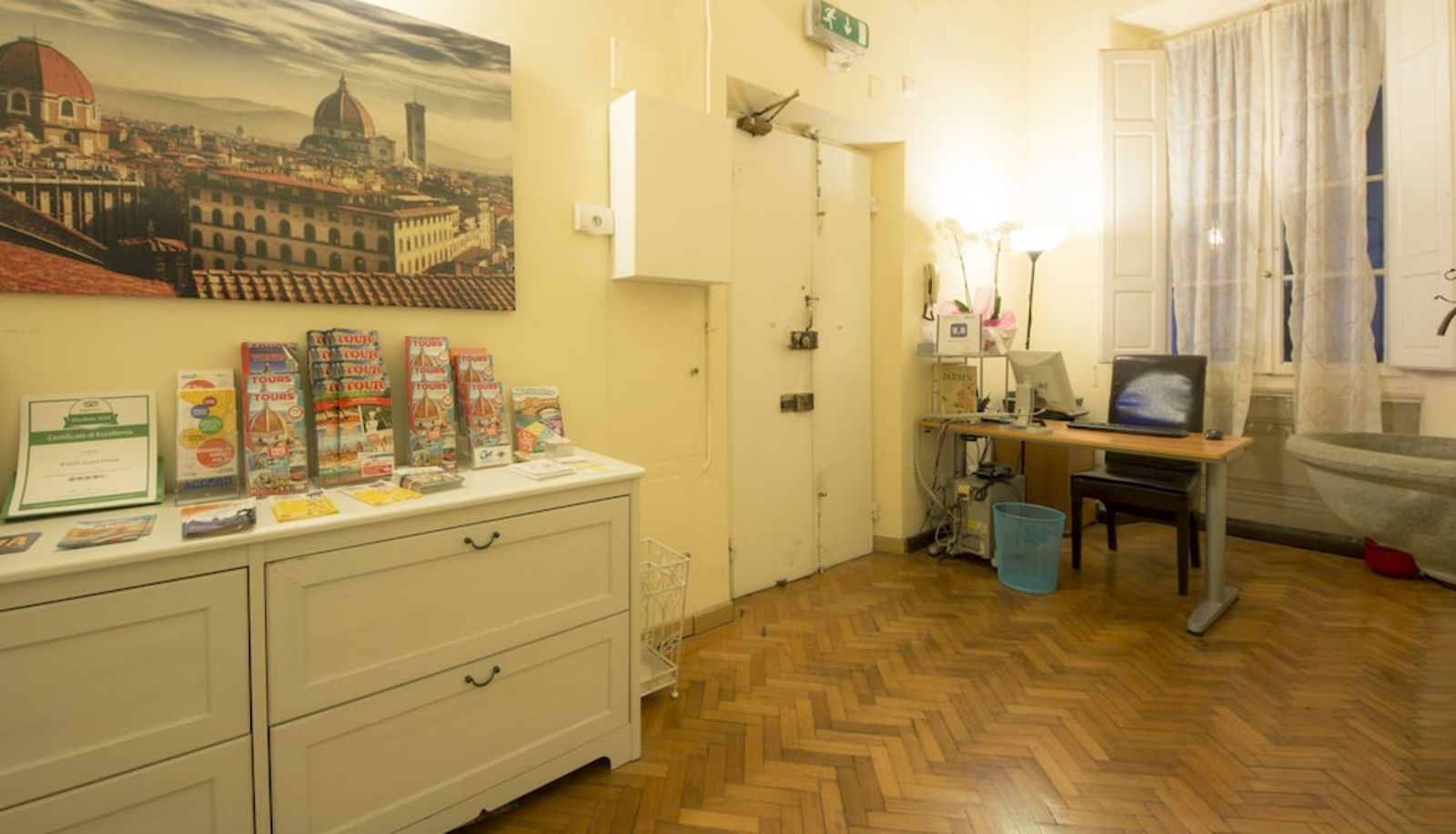 Reception - Ridolfi Guest House