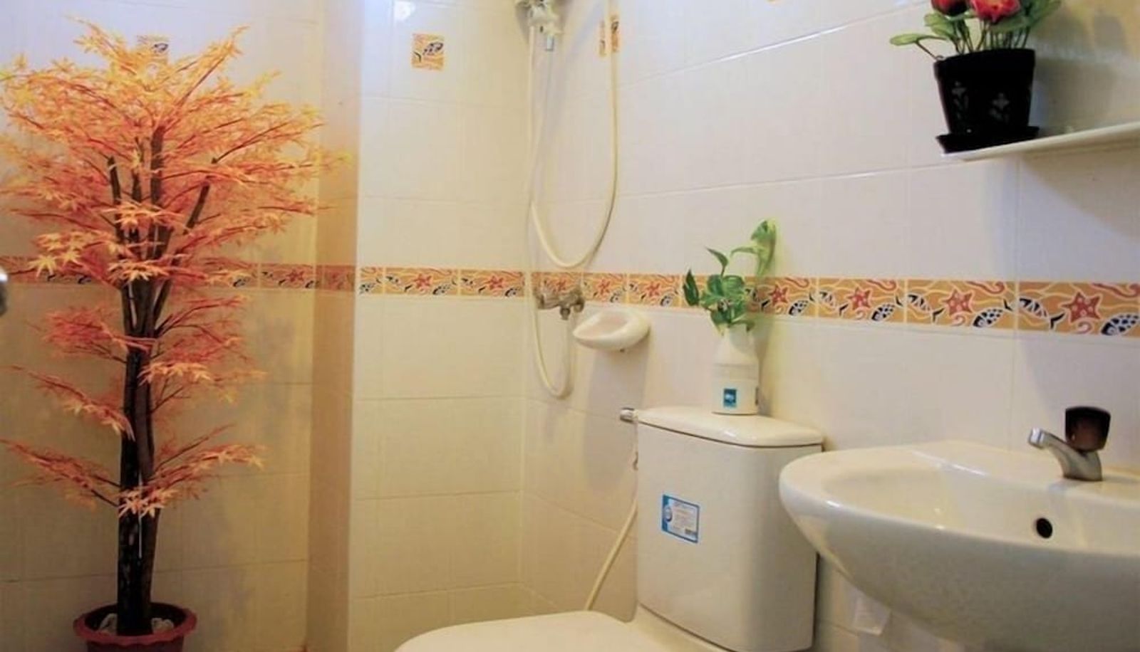 Bathroom - J Guesthouse