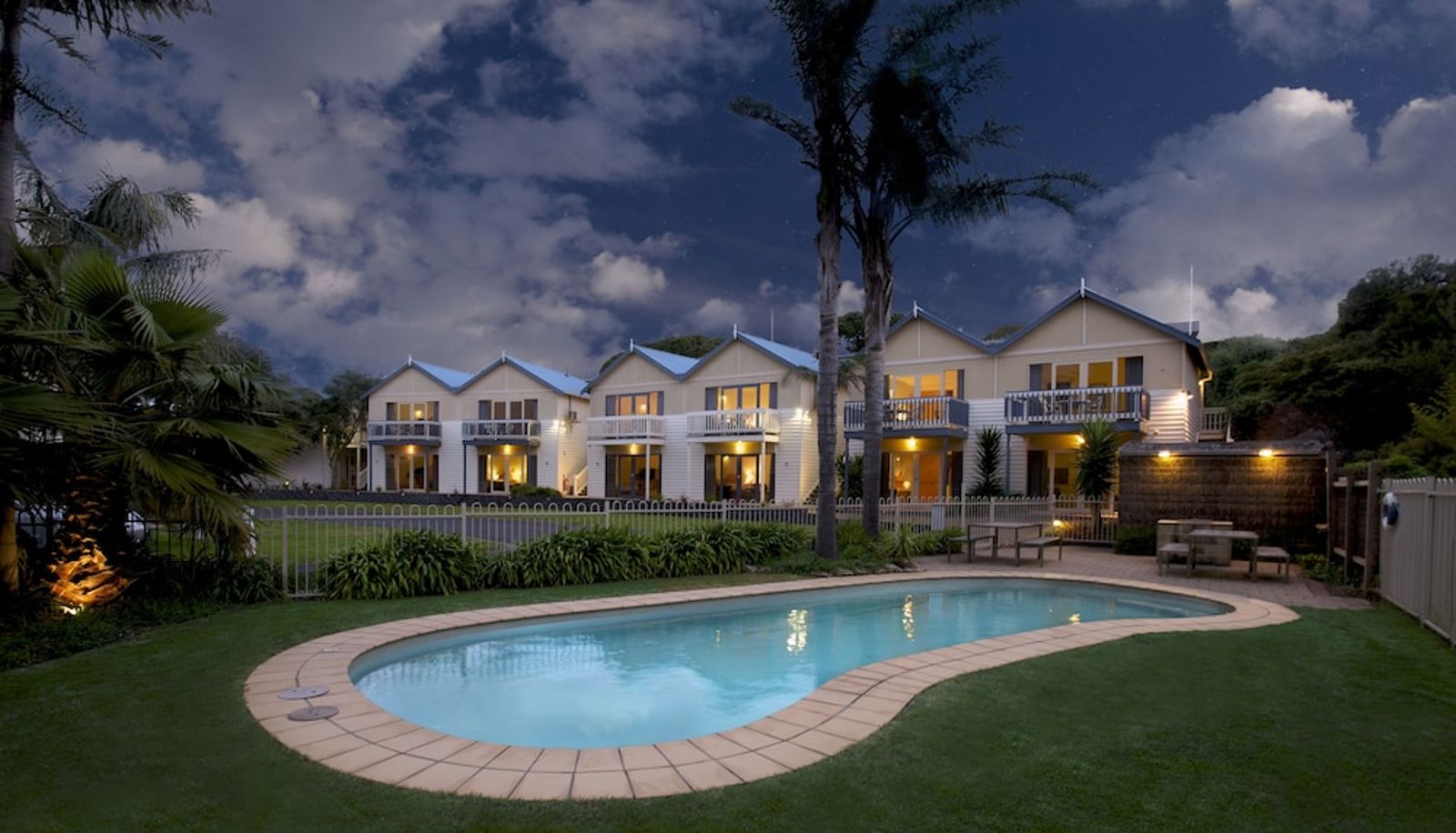 Pool - Boathouse Resort Studios & Suites