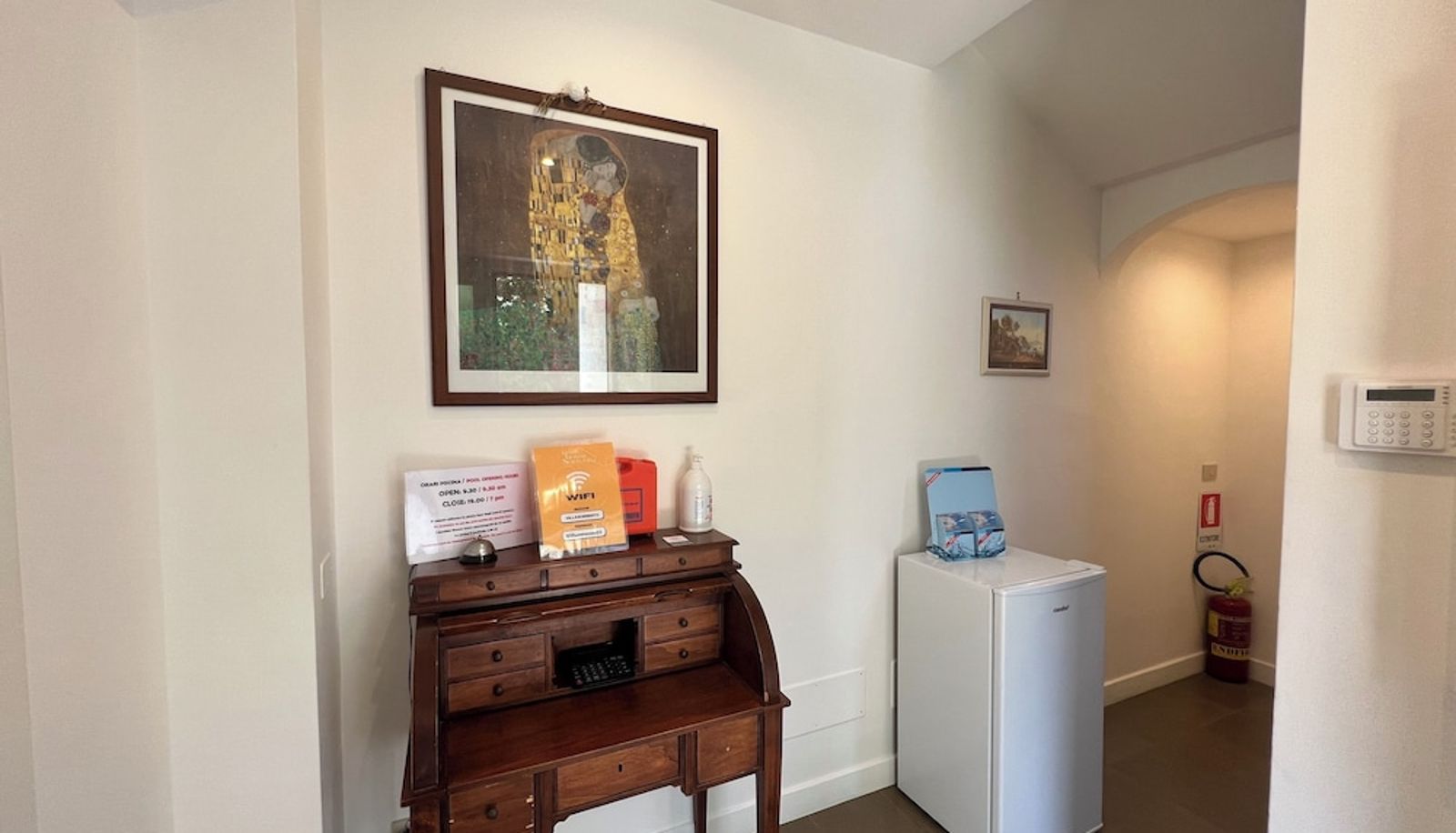 Reception - YourHome - Villa Sorrento