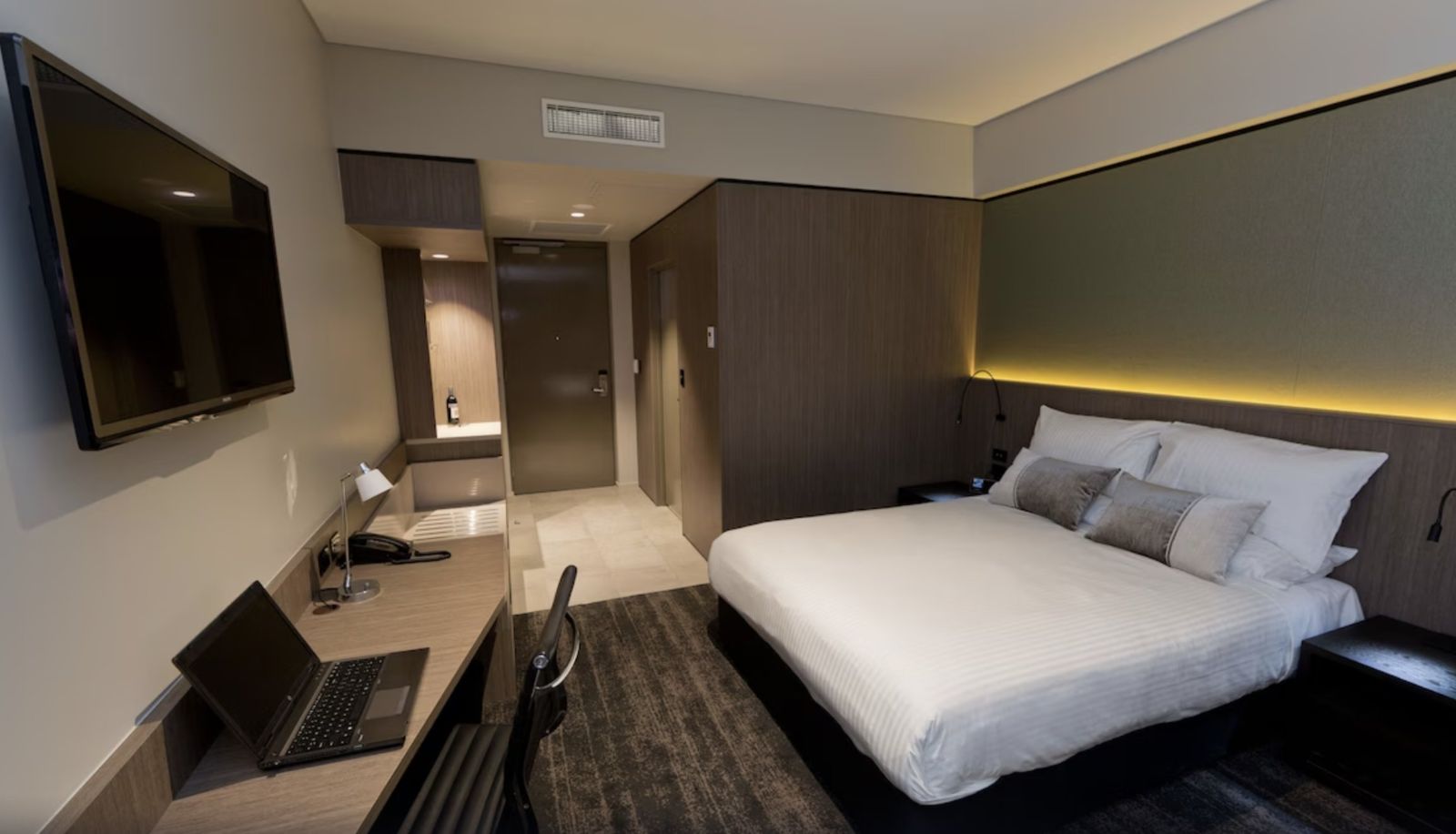 Room - The Glen Hotel and Suites
