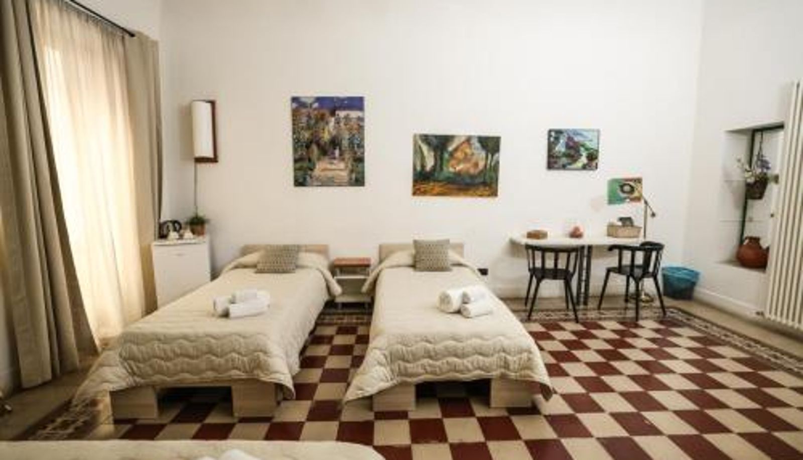 Room - Ai Tintori