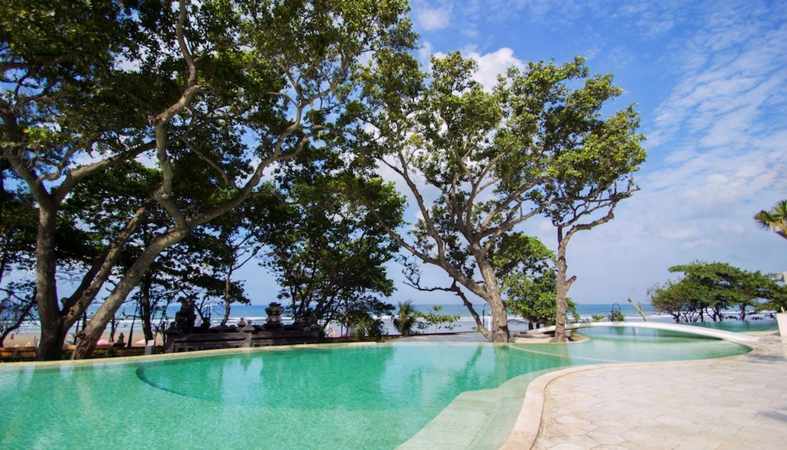Piscina - Double-Six Luxury Hotel