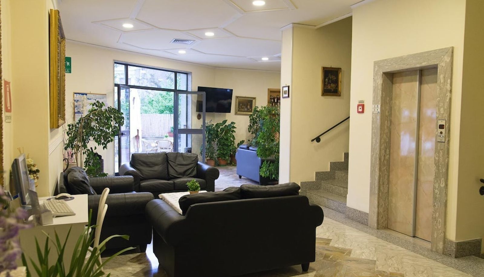 Lobby - Hotel Reginella