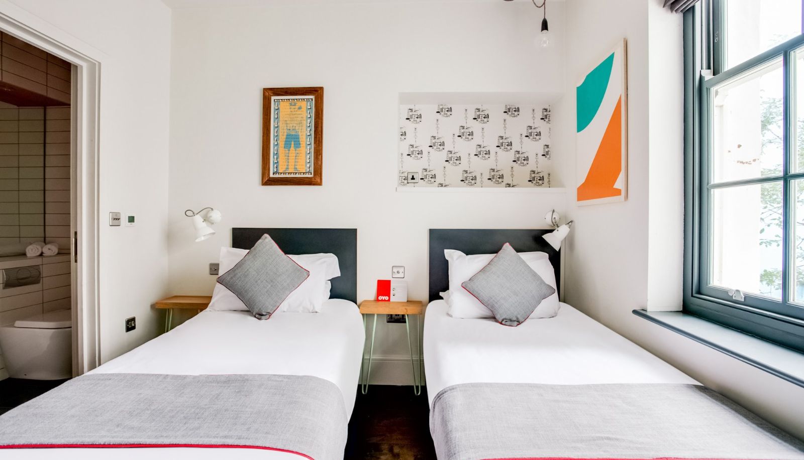 Pokój - OYO Fab Guest House