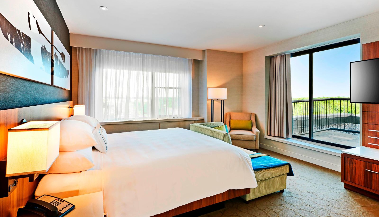 Room - Delta Hotels by Marriott Dartmouth