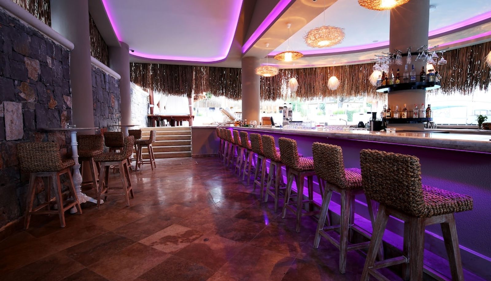 Zwembad - The PINEHILL Hotel & Suites