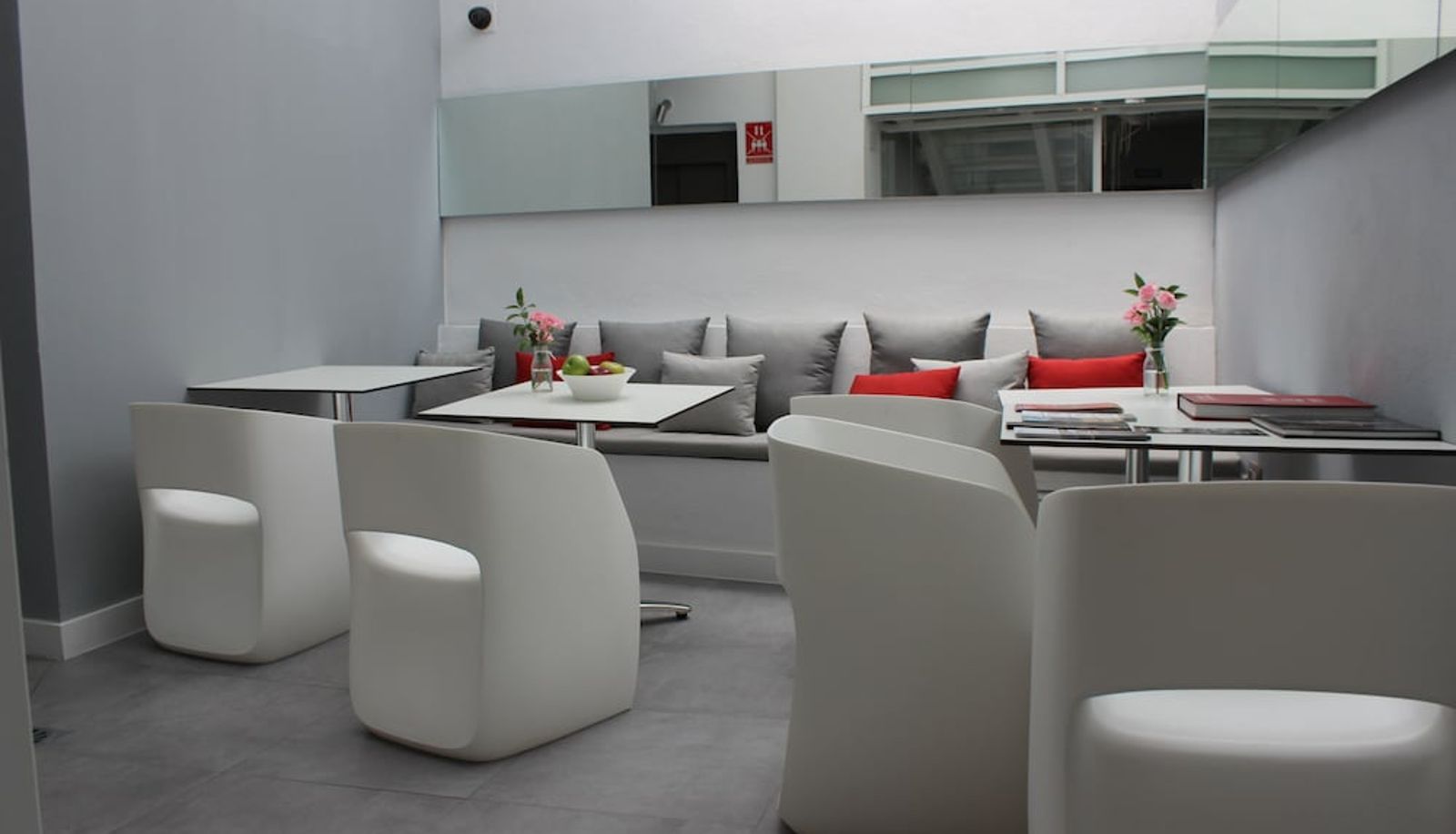 Hall - Hotel Boutique Caireles