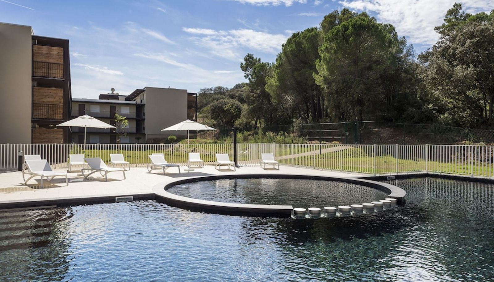 Piscine - Residhotel – Résidence Pont du Gard