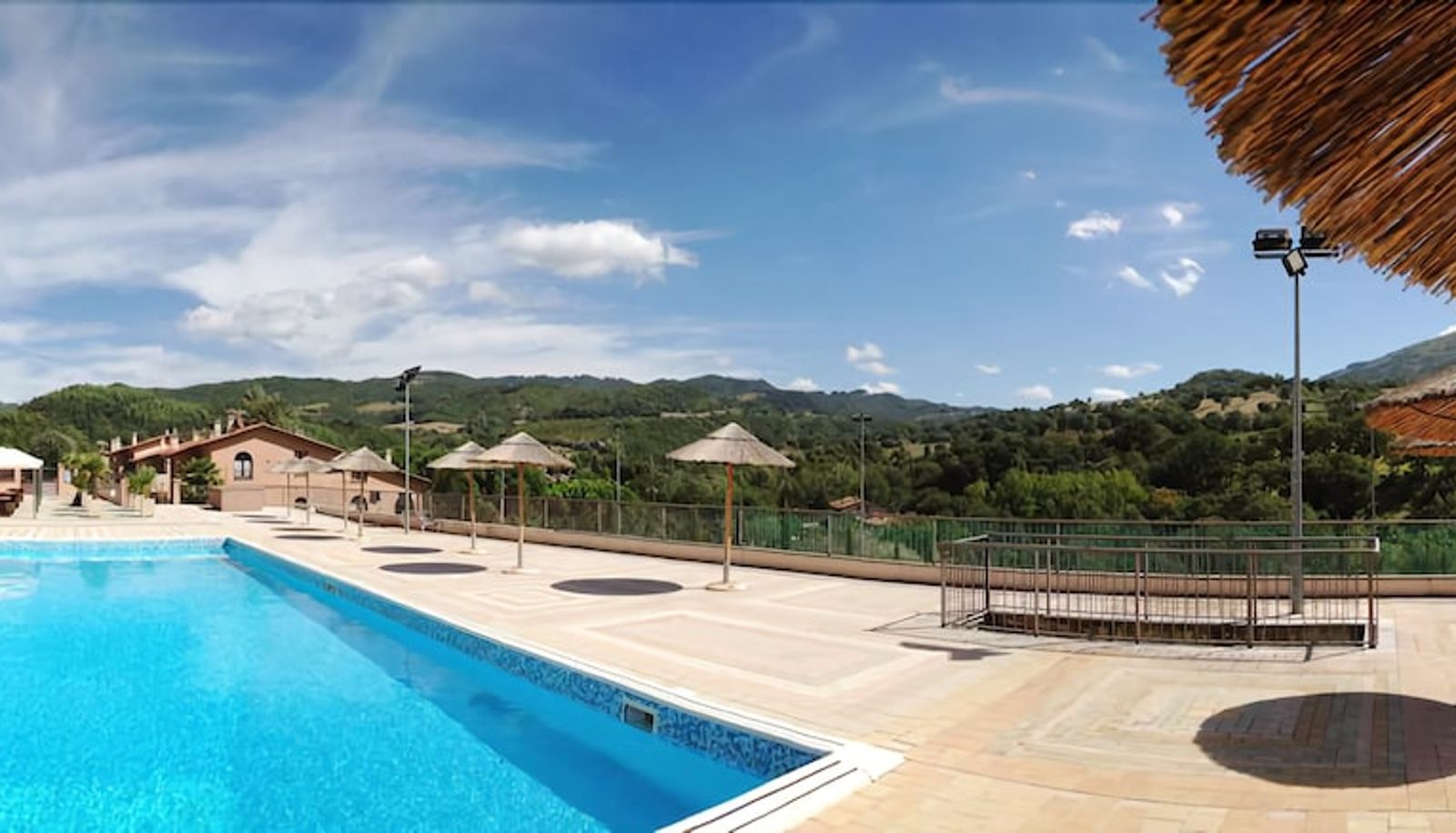 Pool - Carpediem Assisi Living Club