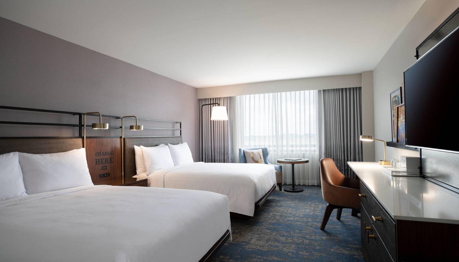 Zimmer - Renaissance Dallas Addison Hotel