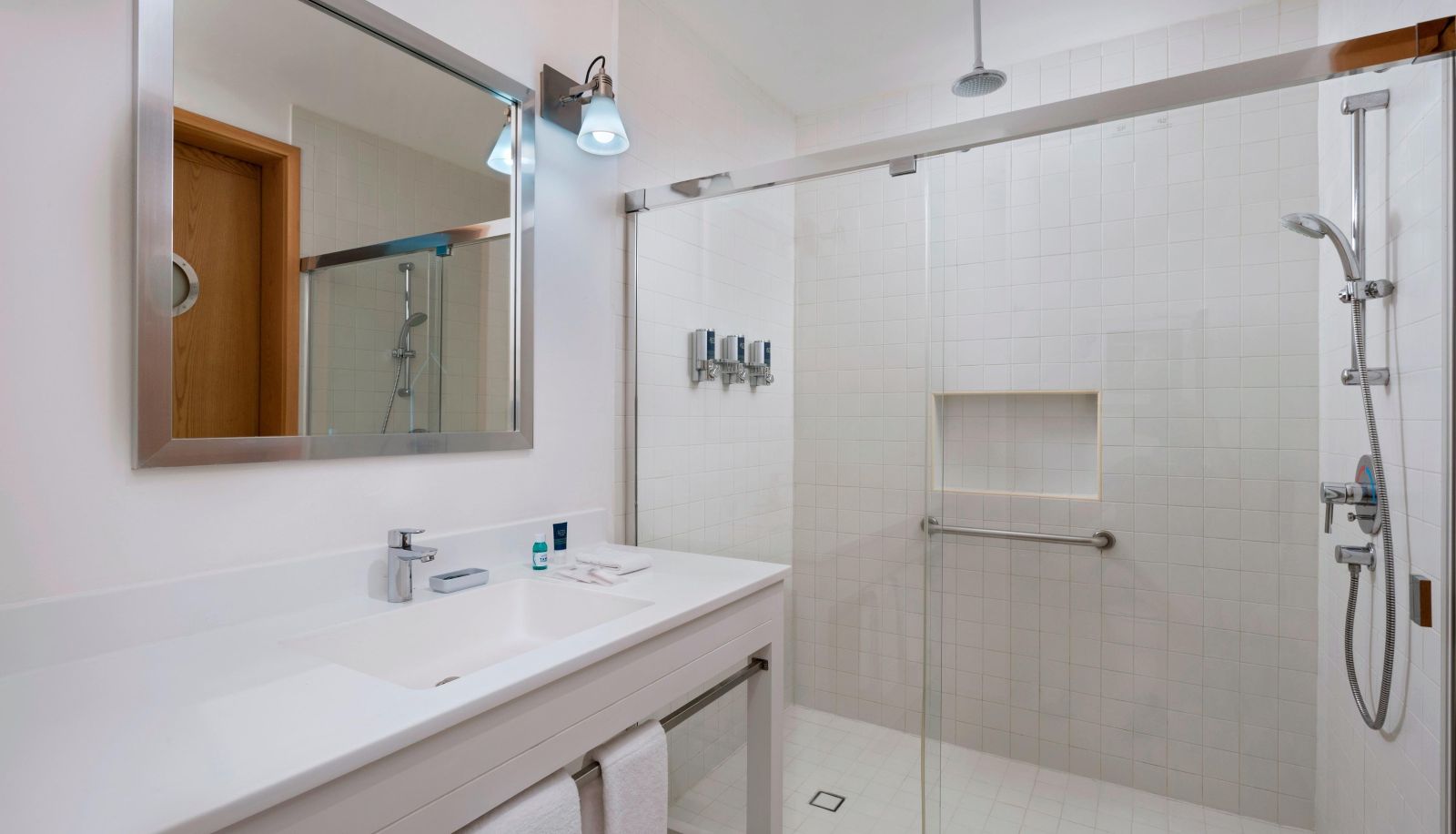 Camera - Four Points by Sheraton Cancun Centro