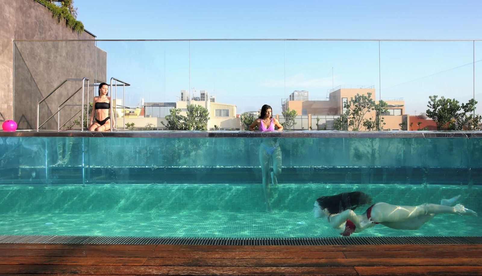 Piscina - Lux Lisboa Park