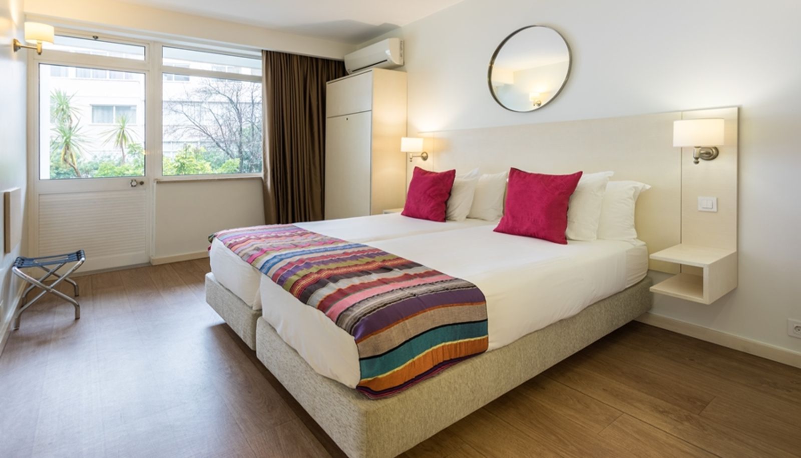 Info - Hotel Londres Estoril / Cascais