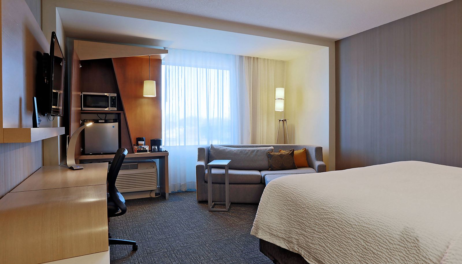 Zimmer - Courtyard by Marriott Montreal West Island Baie D-Urfe
