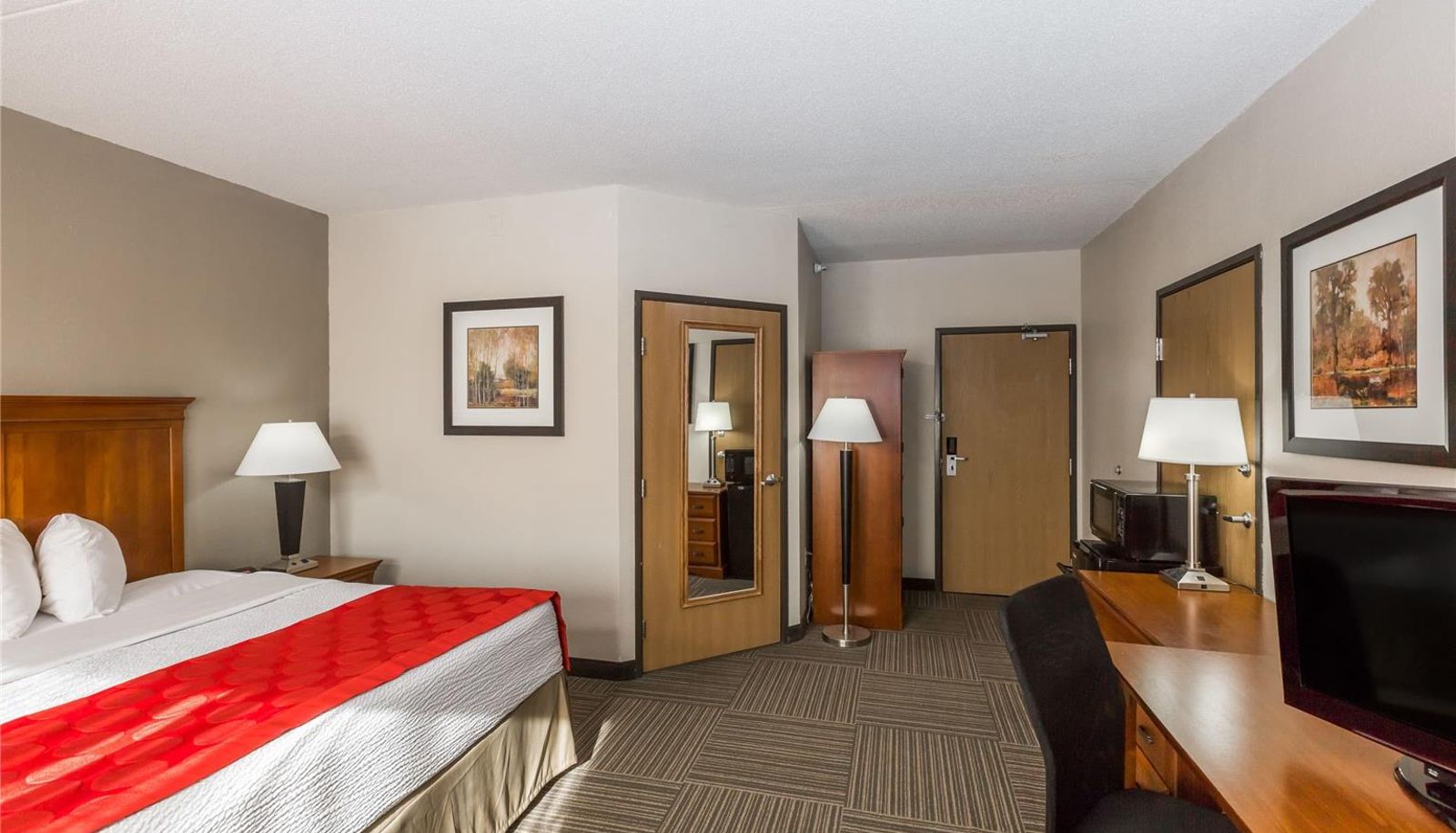 Camera - Ramada by Wyndham Platte City KCI Airport
