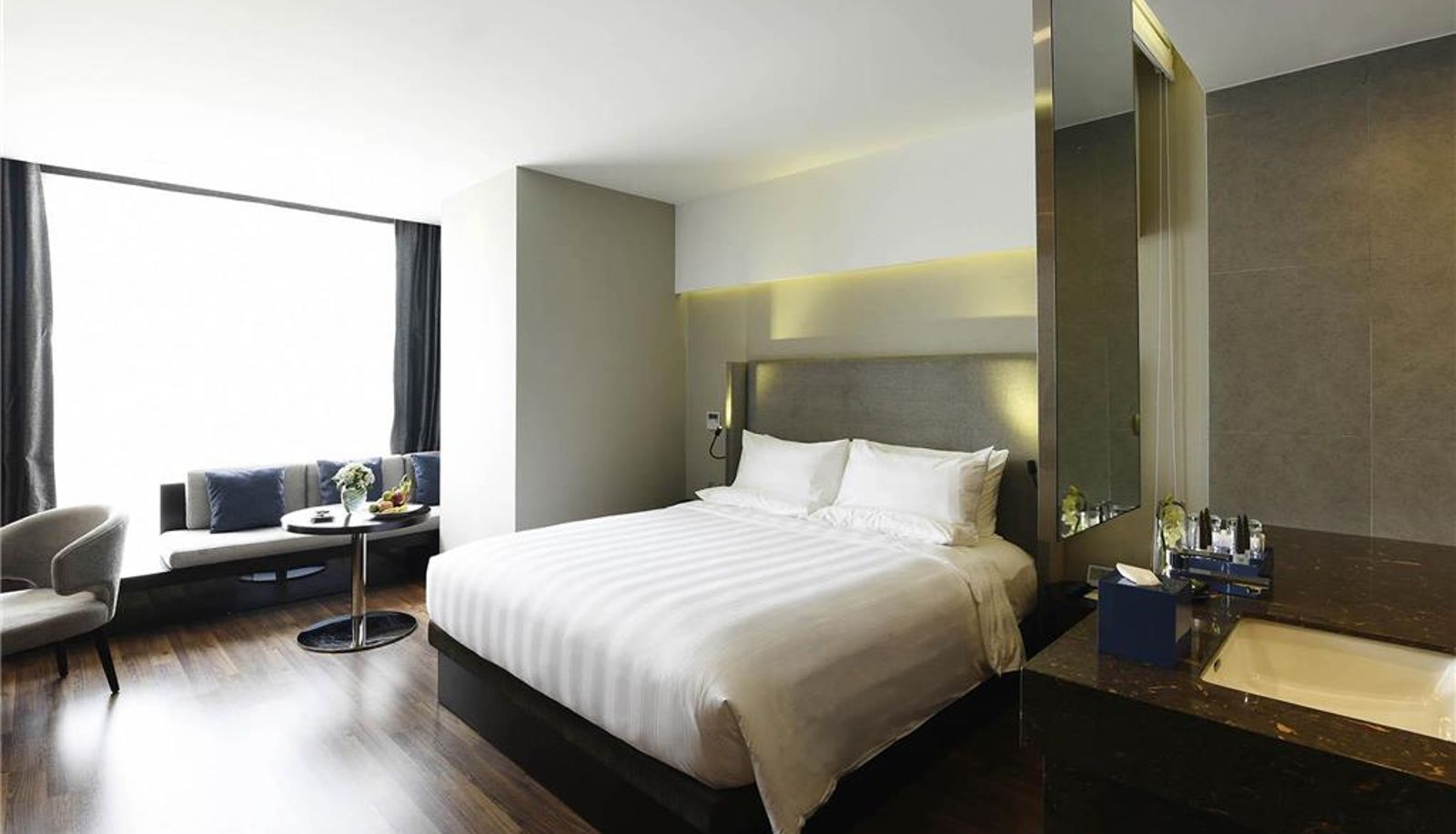 Zimmer - Novotel Suites Hanoi