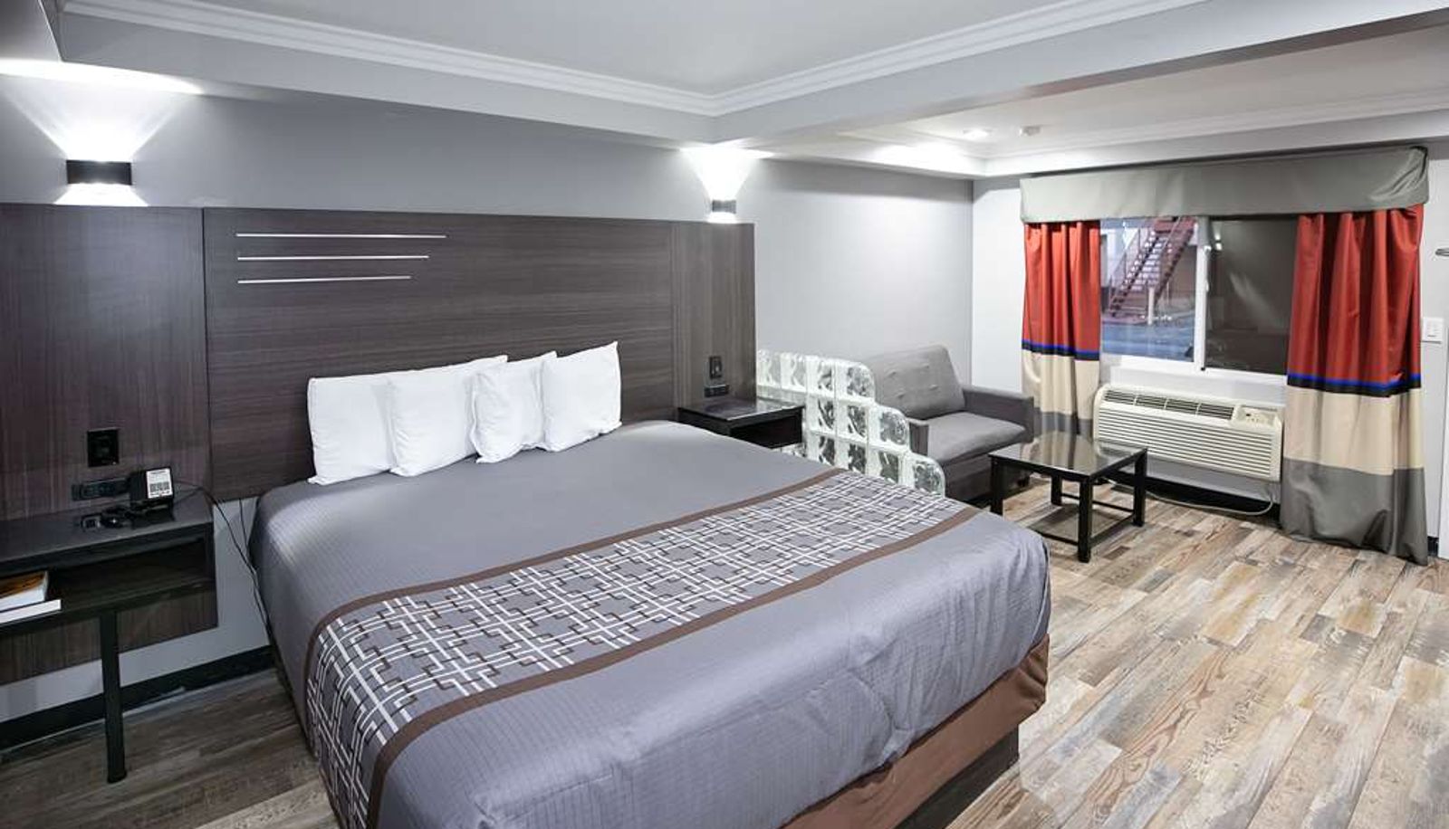 Suite - Rodeway Inn & Suites