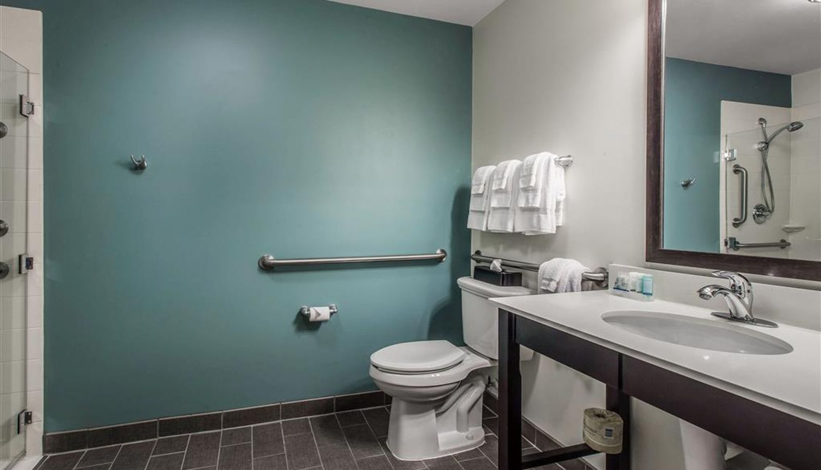 Zimmer - Sleep Inn & Suites Clintwood