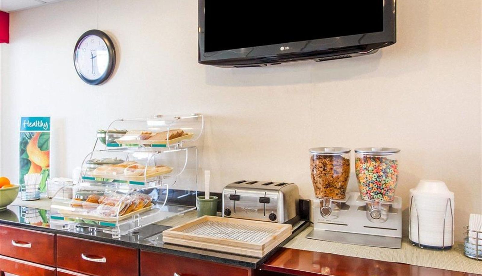 Restaurant - Quality Inn Dyersburg I-155