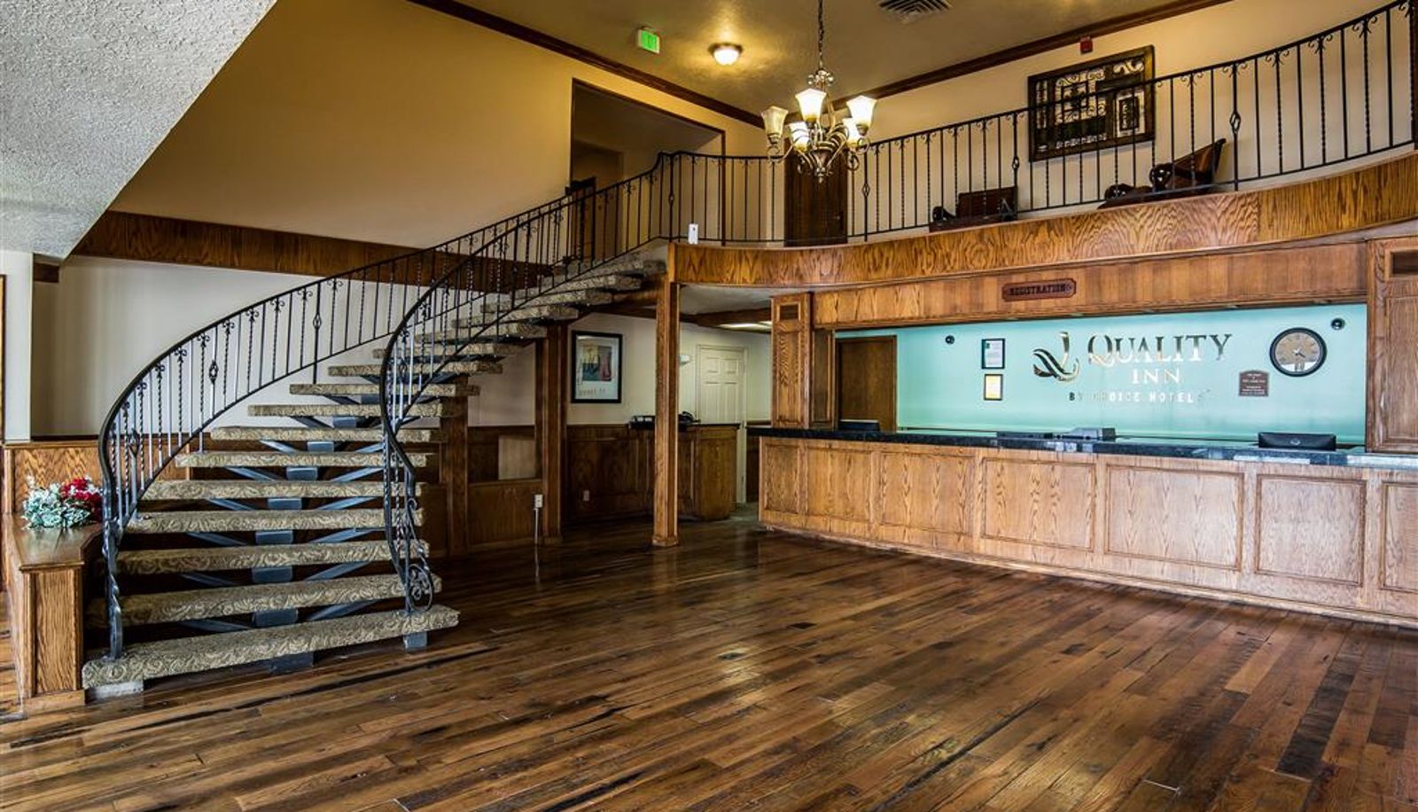 Hall - Quality Inn Evanston near Wyoming Downs
