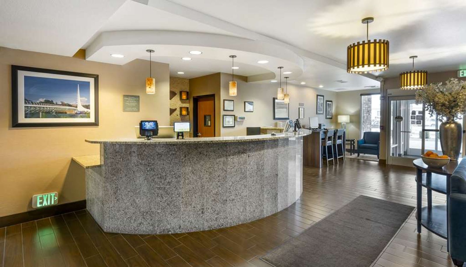 Lobby - Comfort Suites Redding - Shasta Lake