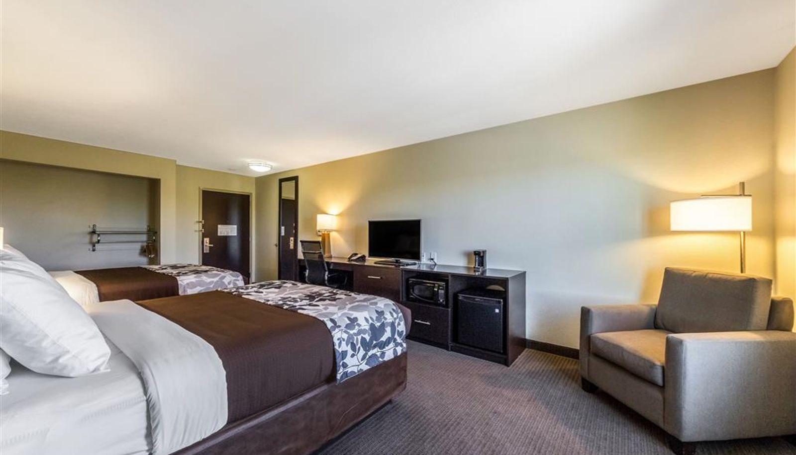 Room - Sleep Inn & Suites Jourdanton - Pleasanton