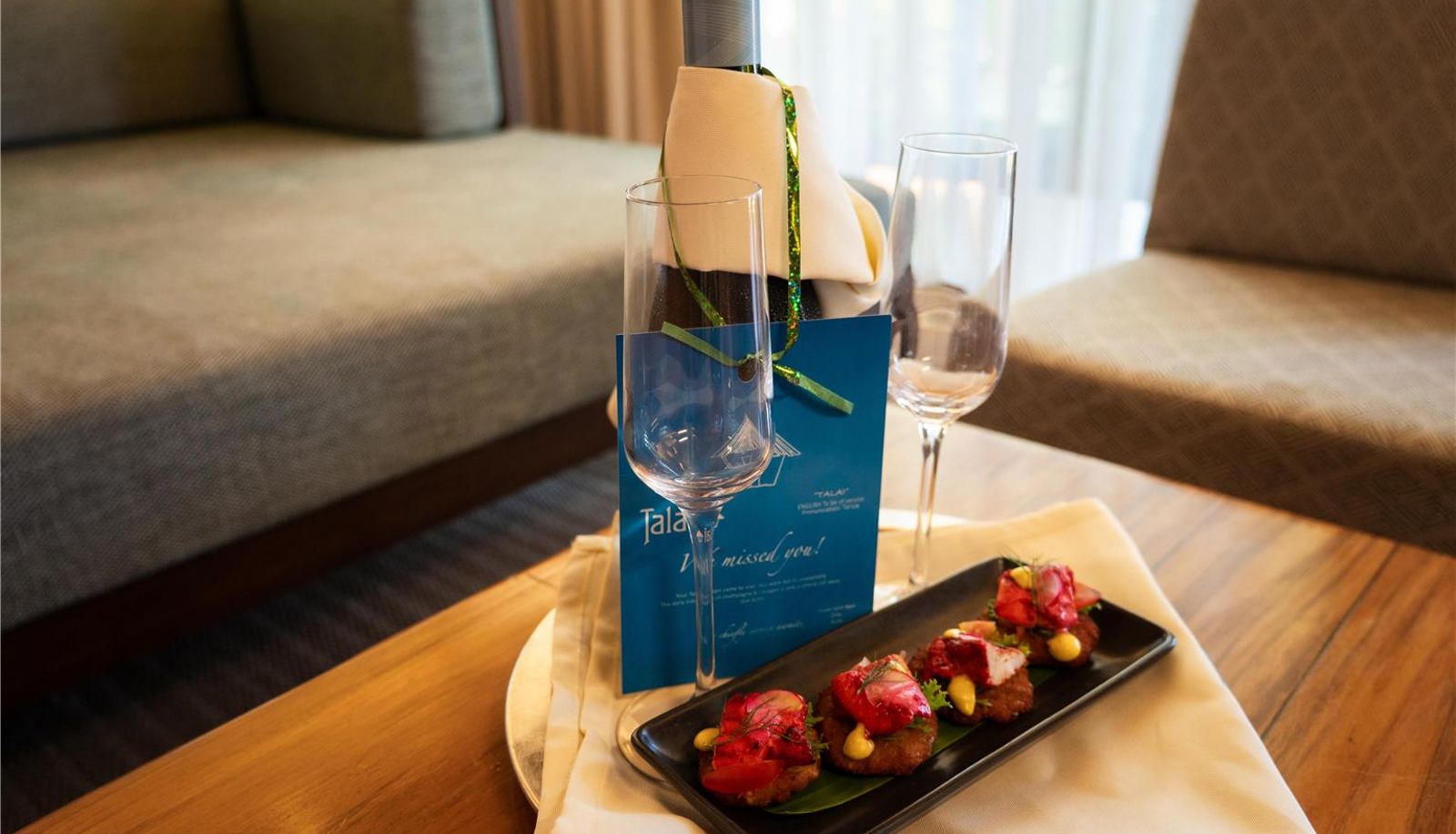 Info - OUTRIGGER Fiji Beach Resort