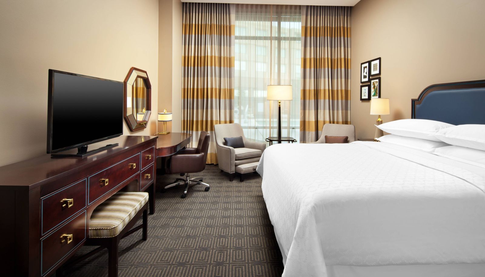 Kamer - Sheraton McKinney Hotel