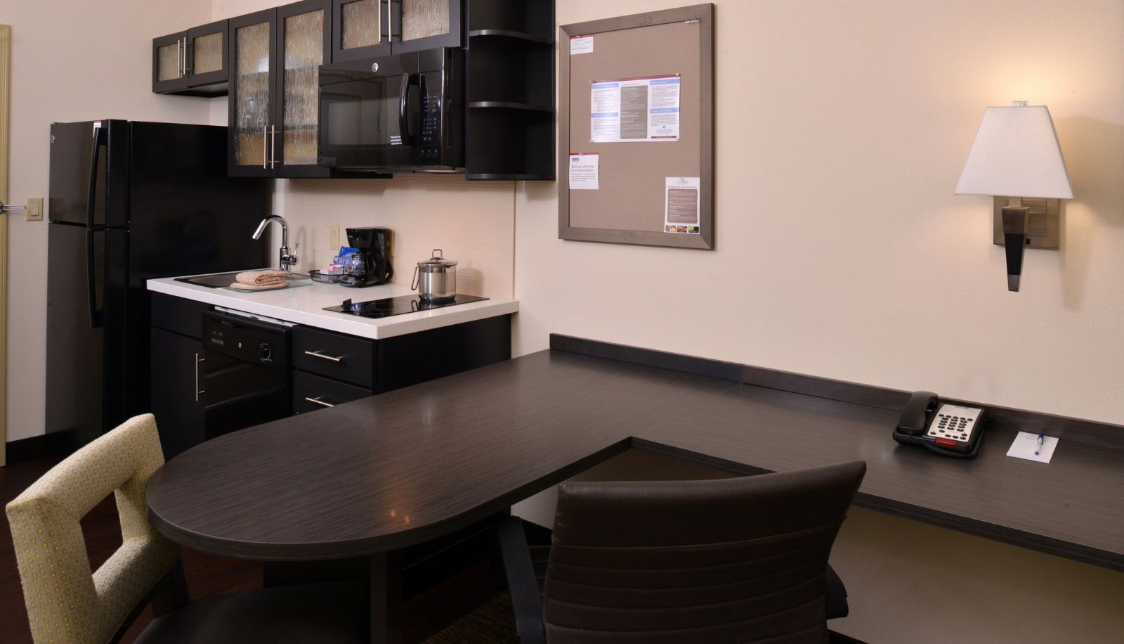 Camera - Candlewood Suites MORGANTOWN-UNIV WEST VIRGINIA by IHG