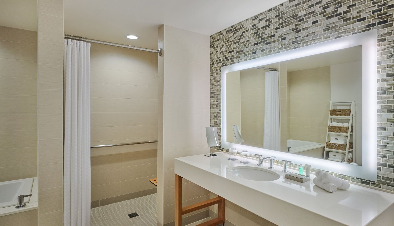 Room - The Westin Denver International Airport