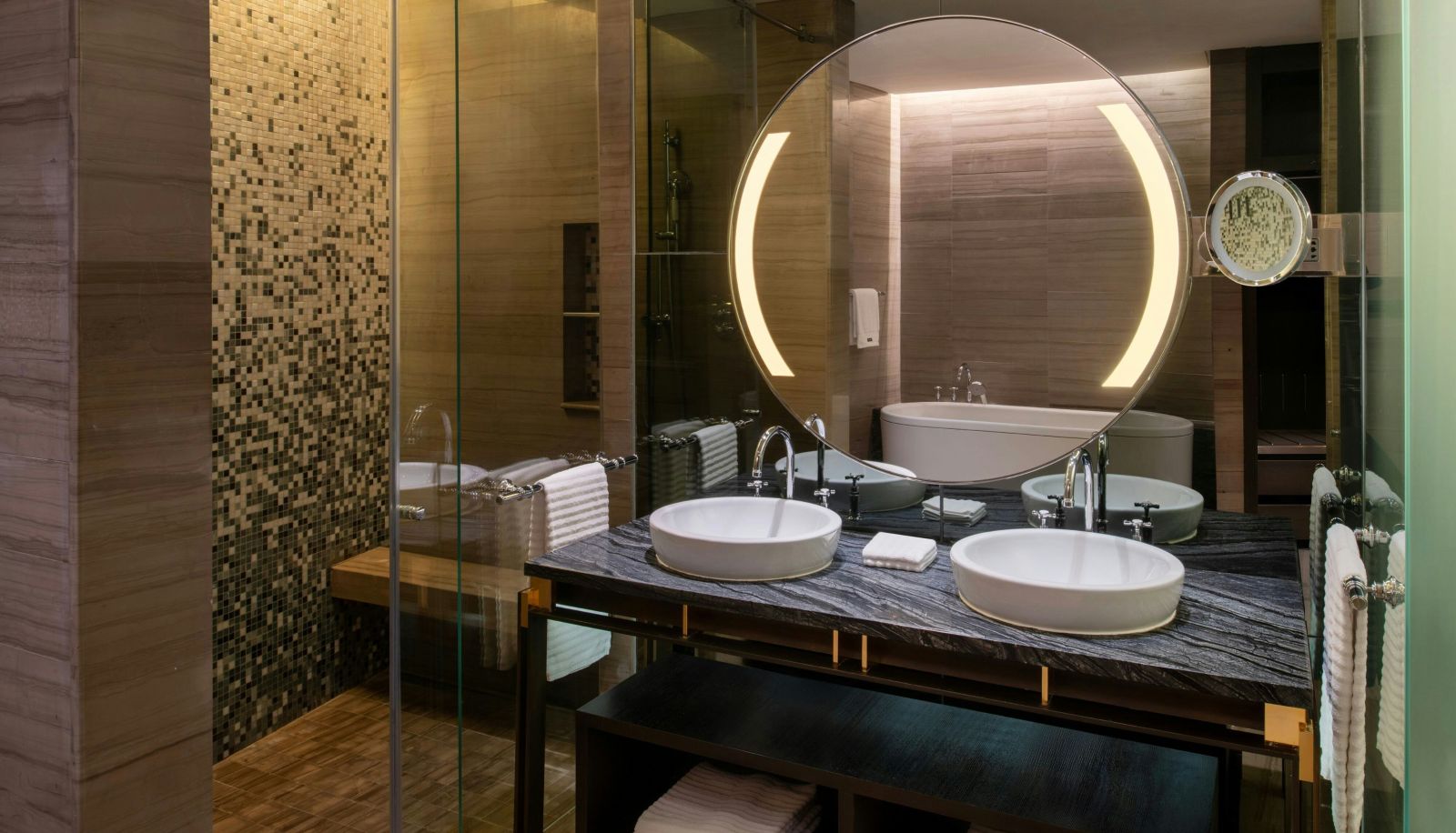 Camera - The Westin Doha Hotel and Spa
