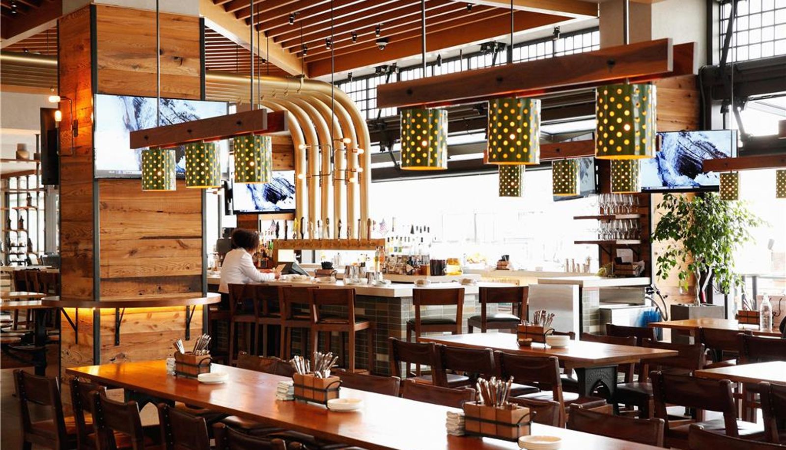 Bar - Hyatt Regency Tysons Corner Center