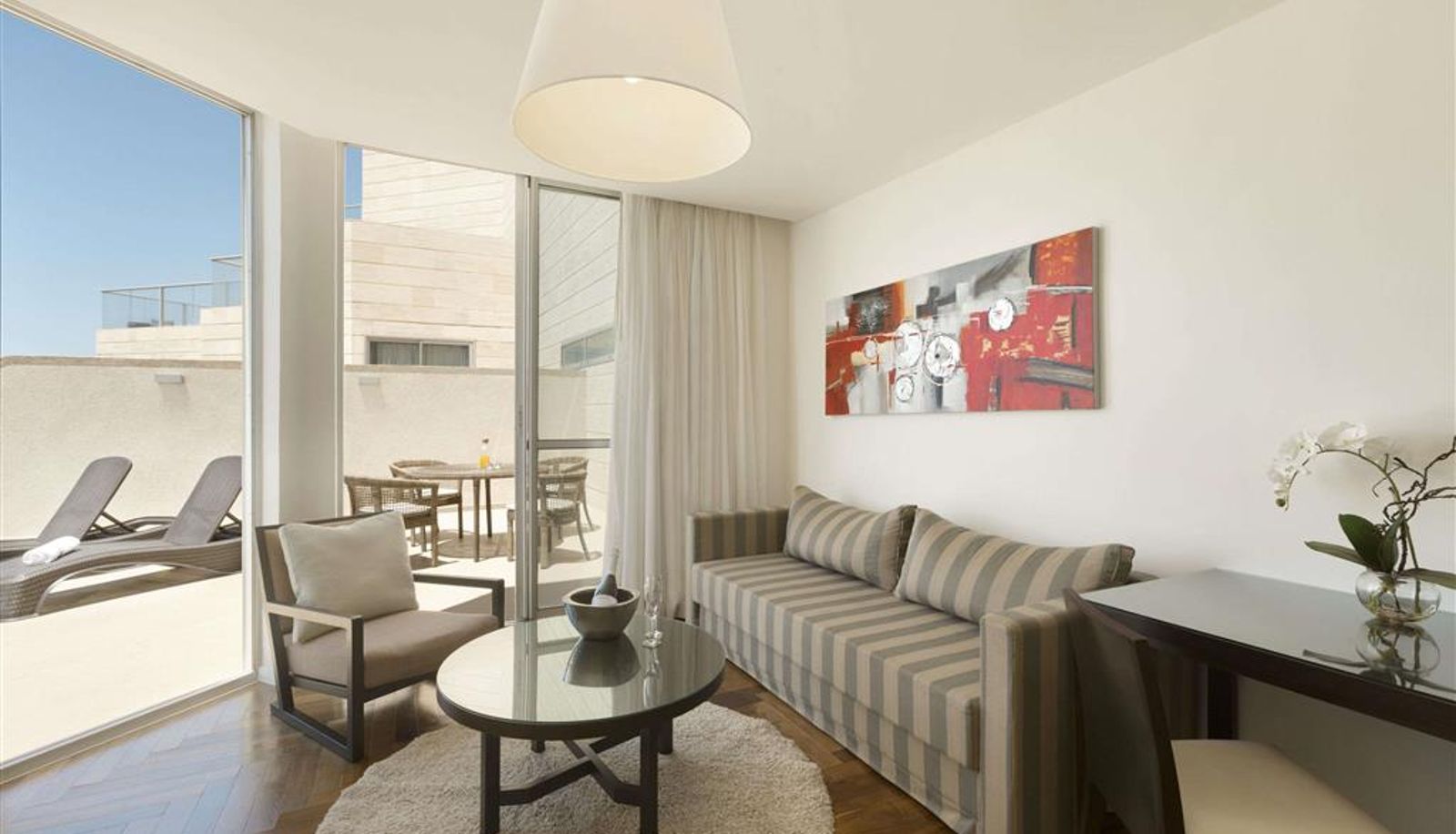 Zimmer - Ramada Hotel & Suites by Wyndham Netanya