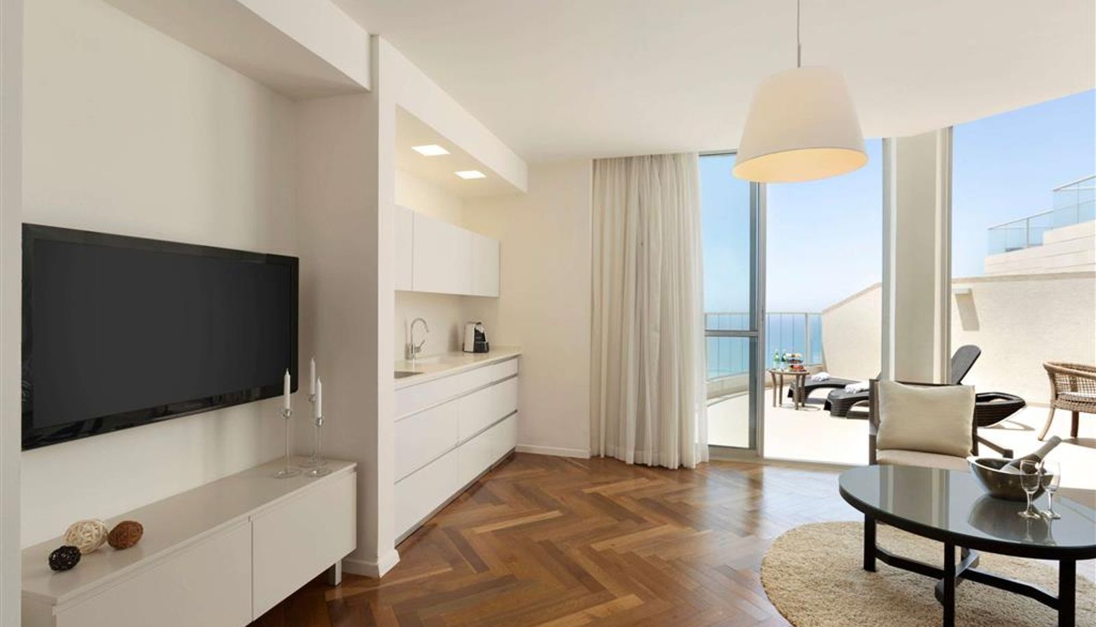 Zimmer - Ramada Hotel & Suites by Wyndham Netanya