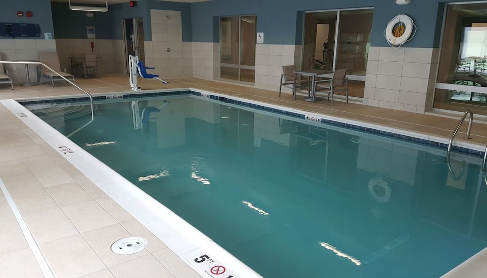 Pool - Holiday Inn Express & Suites TOLEDO WEST by IHG
