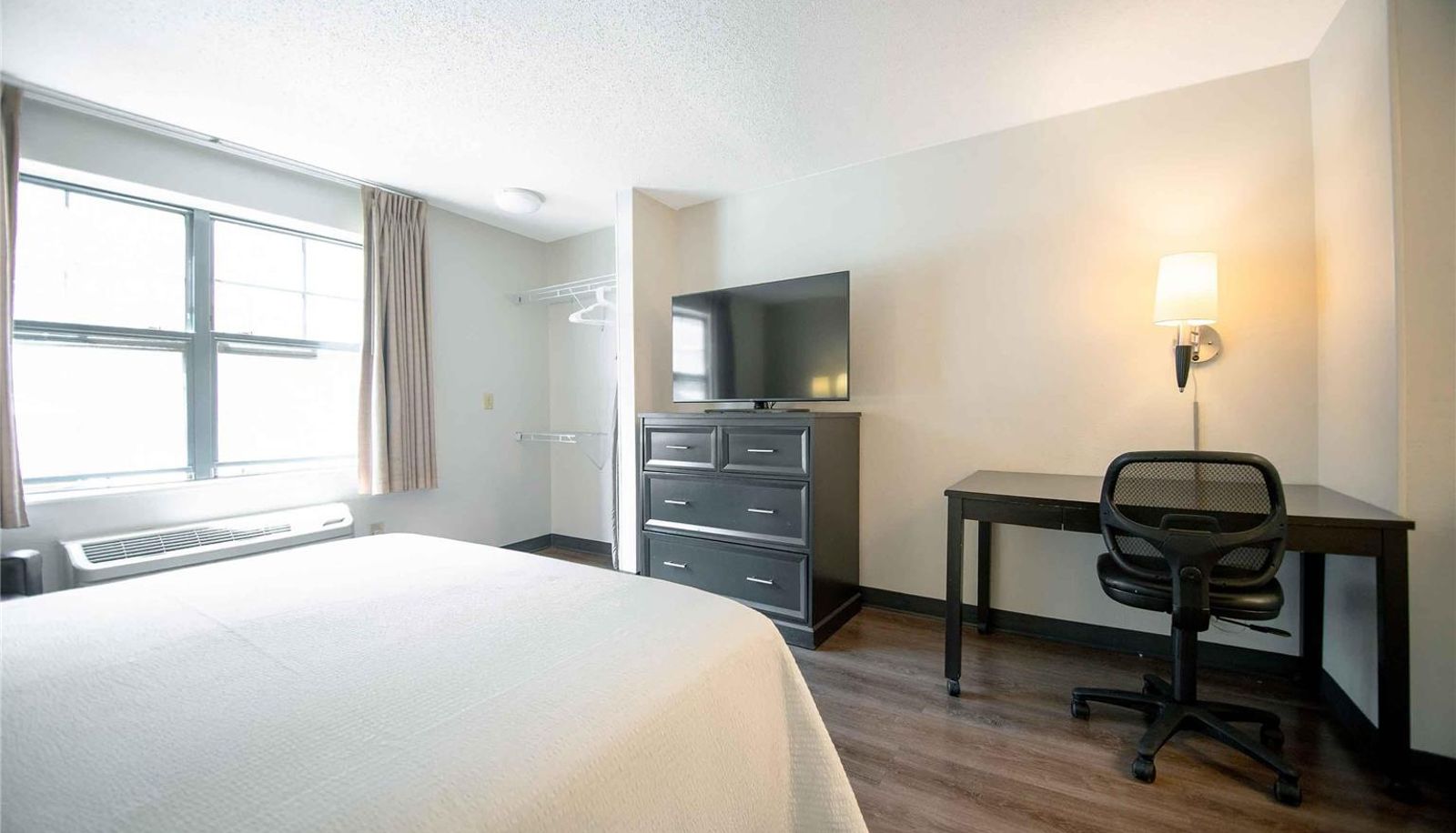 Zimmer - Extended Stay America - Washington D.C. - Rockville