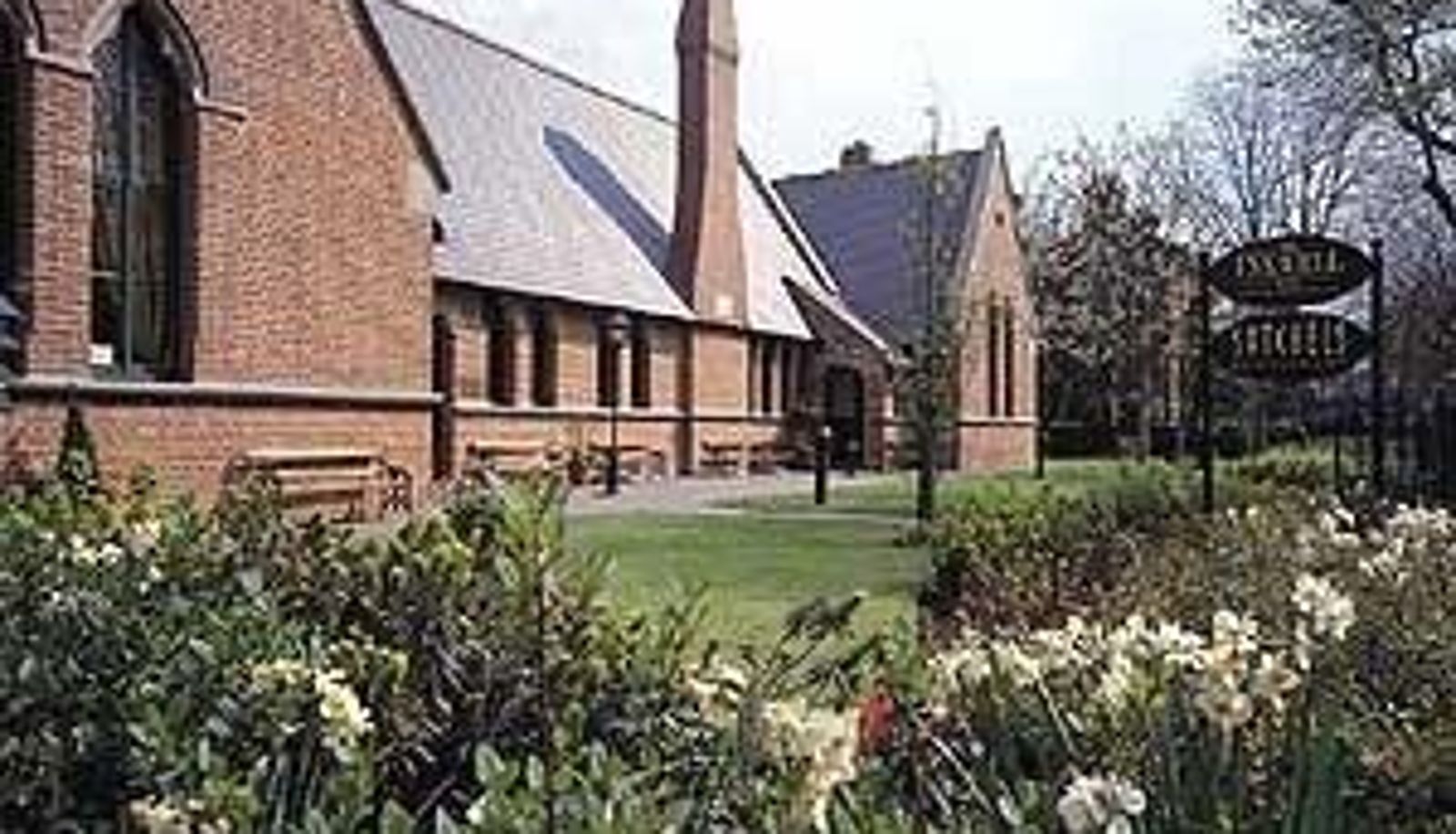 Exterior view - Schoolhouse Hotel