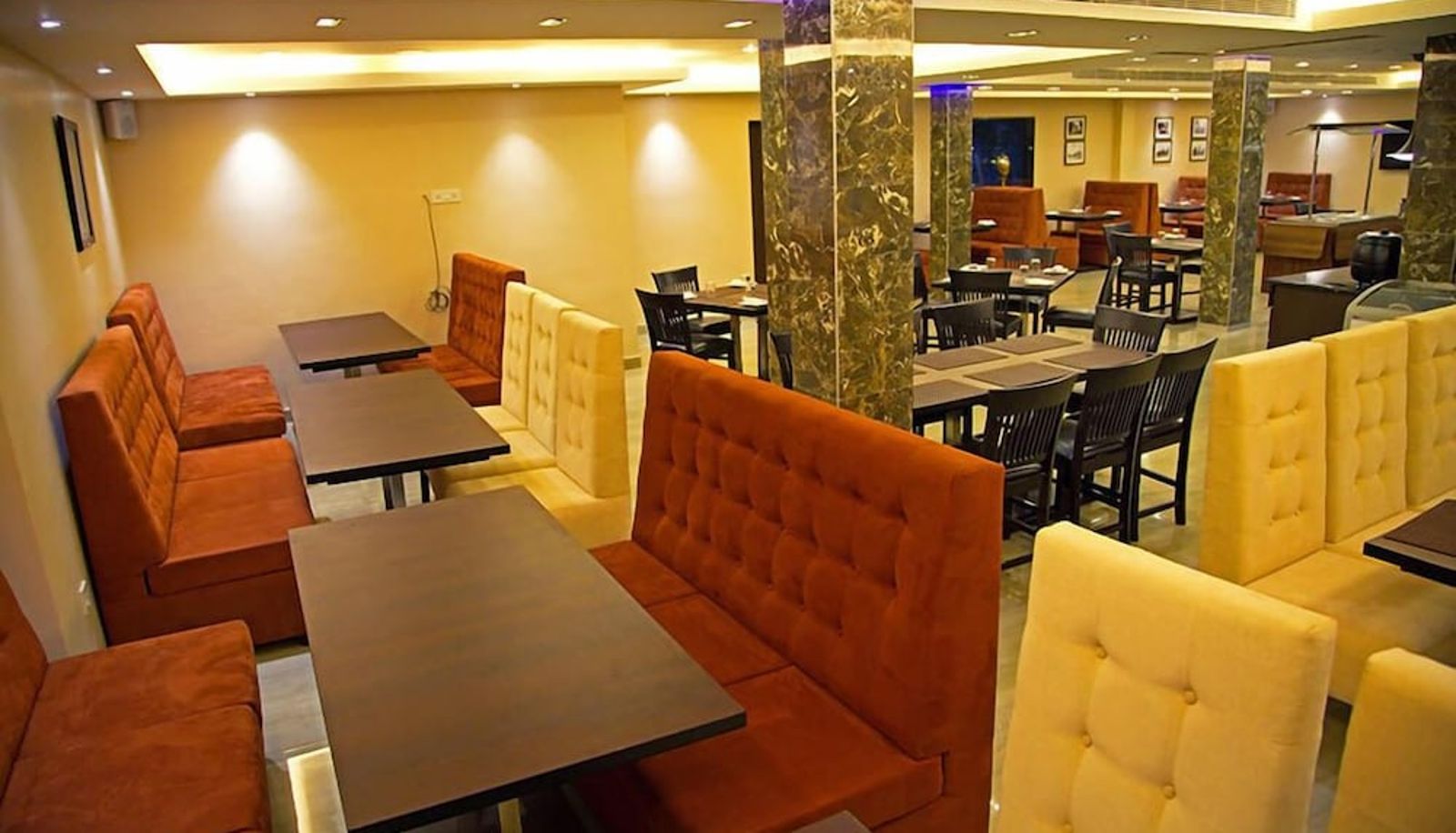Restaurant - Leisure Stays