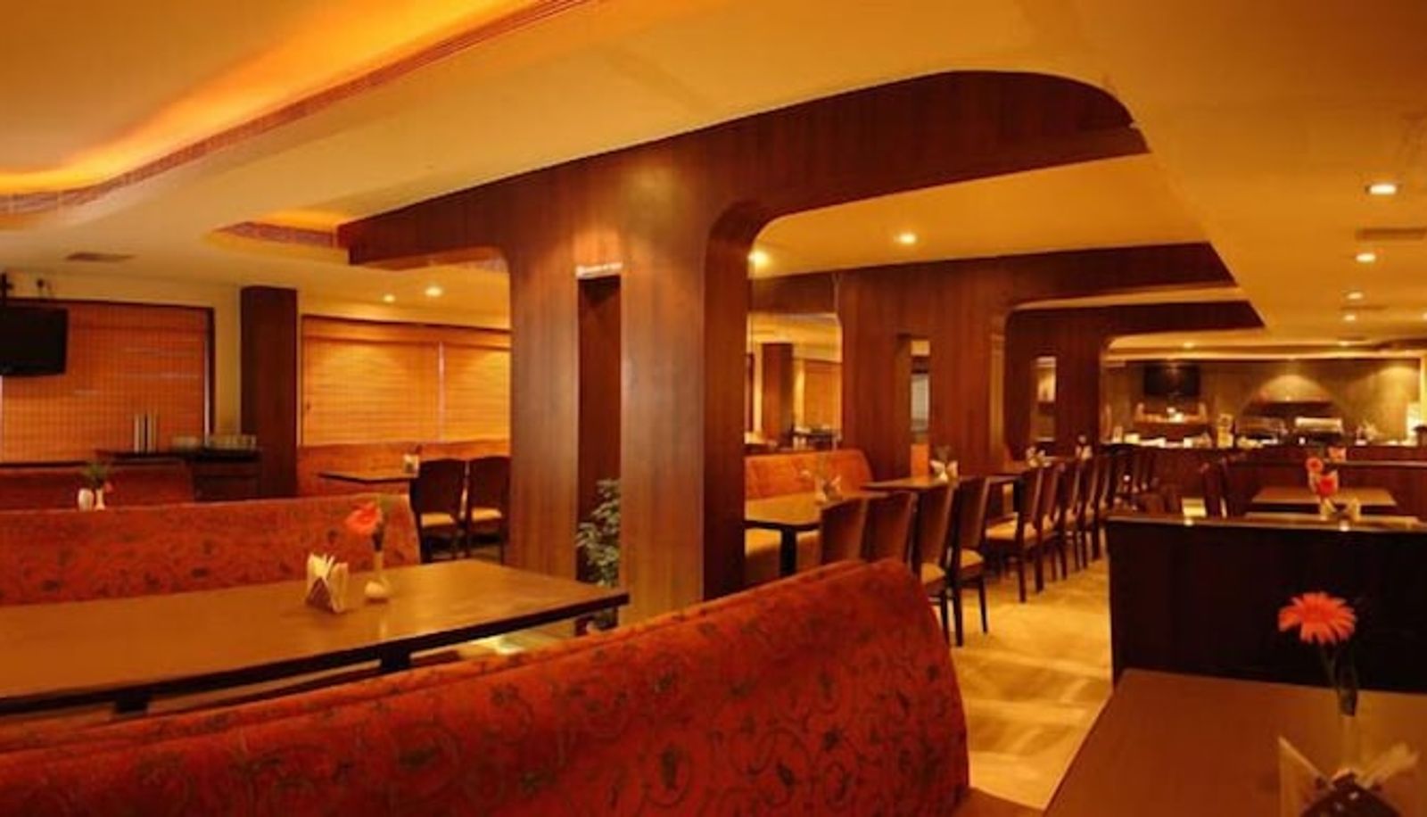 Restaurant - GSR Hotel Meghalaya