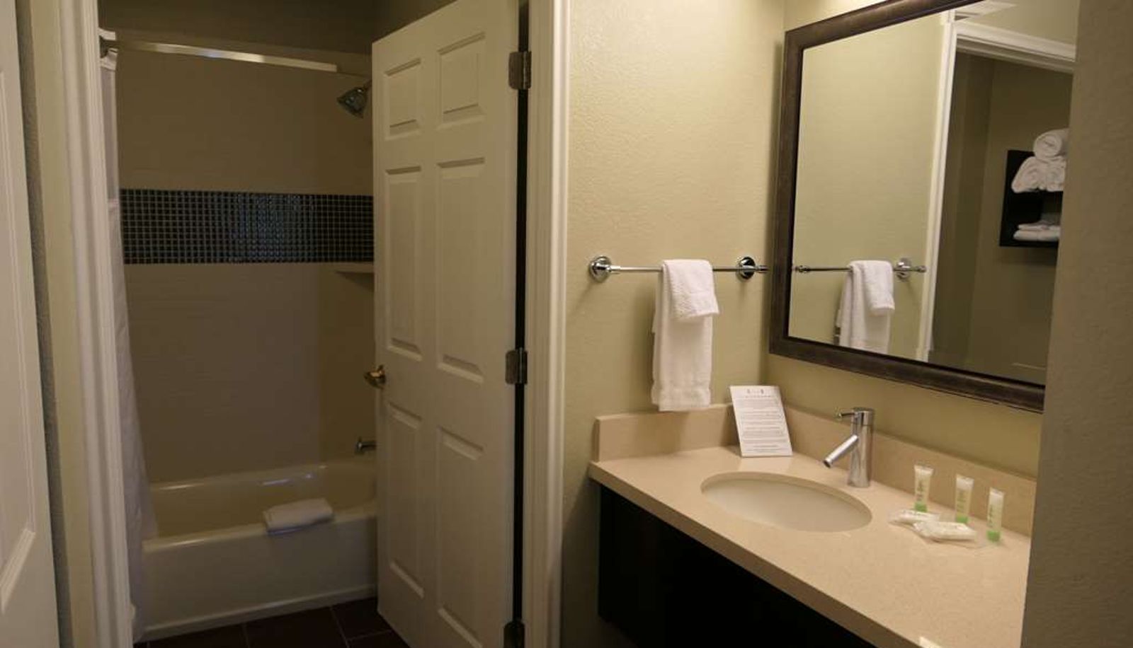 Camera - Sonesta ES Suites Portland Vancouver 41st Street