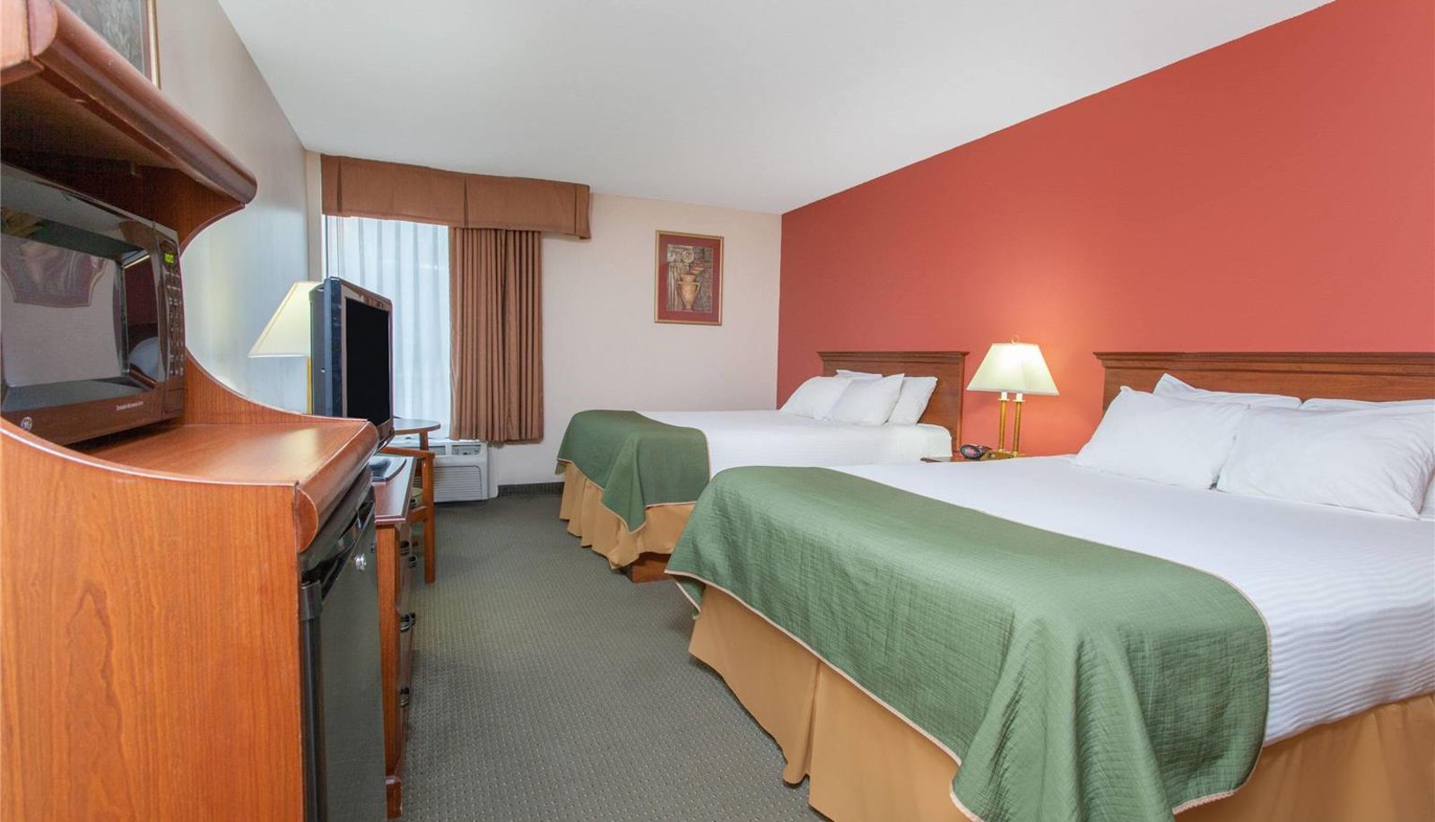 Room - Days Inn & Suites by Wyndham Mt Pleasant