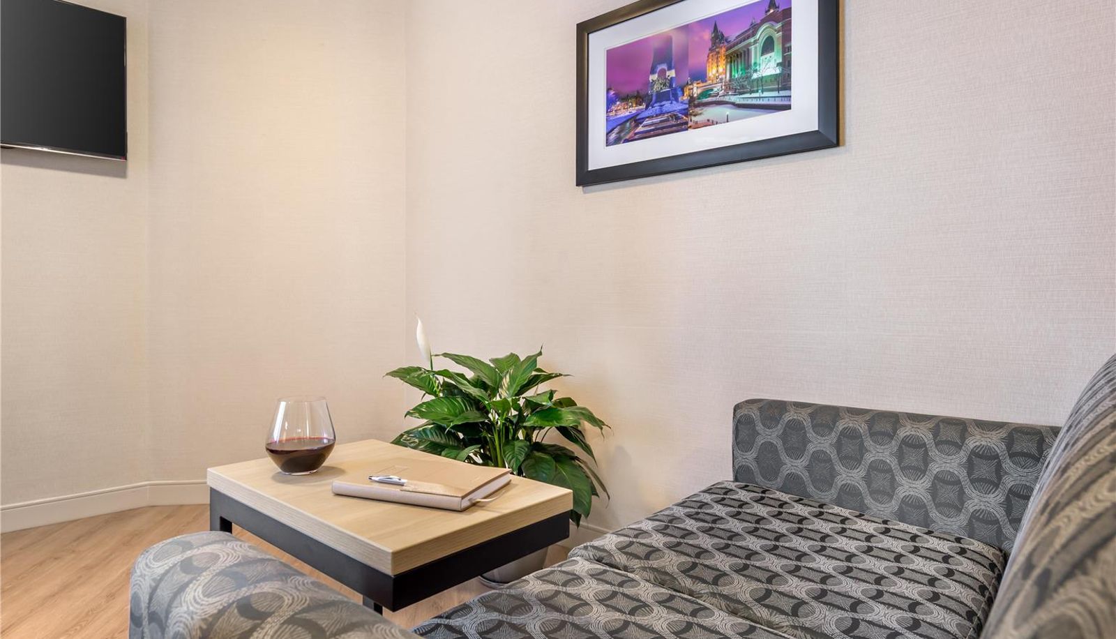Room - Best Western Plus Ottawa City Centre