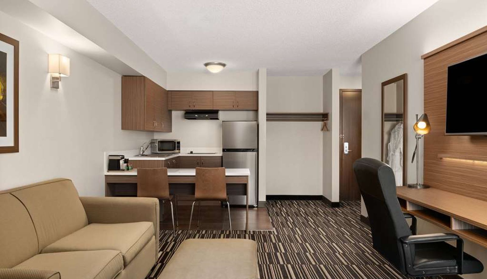 Suite - Microtel Inn & Suites by Wyndham Kirkland Lake