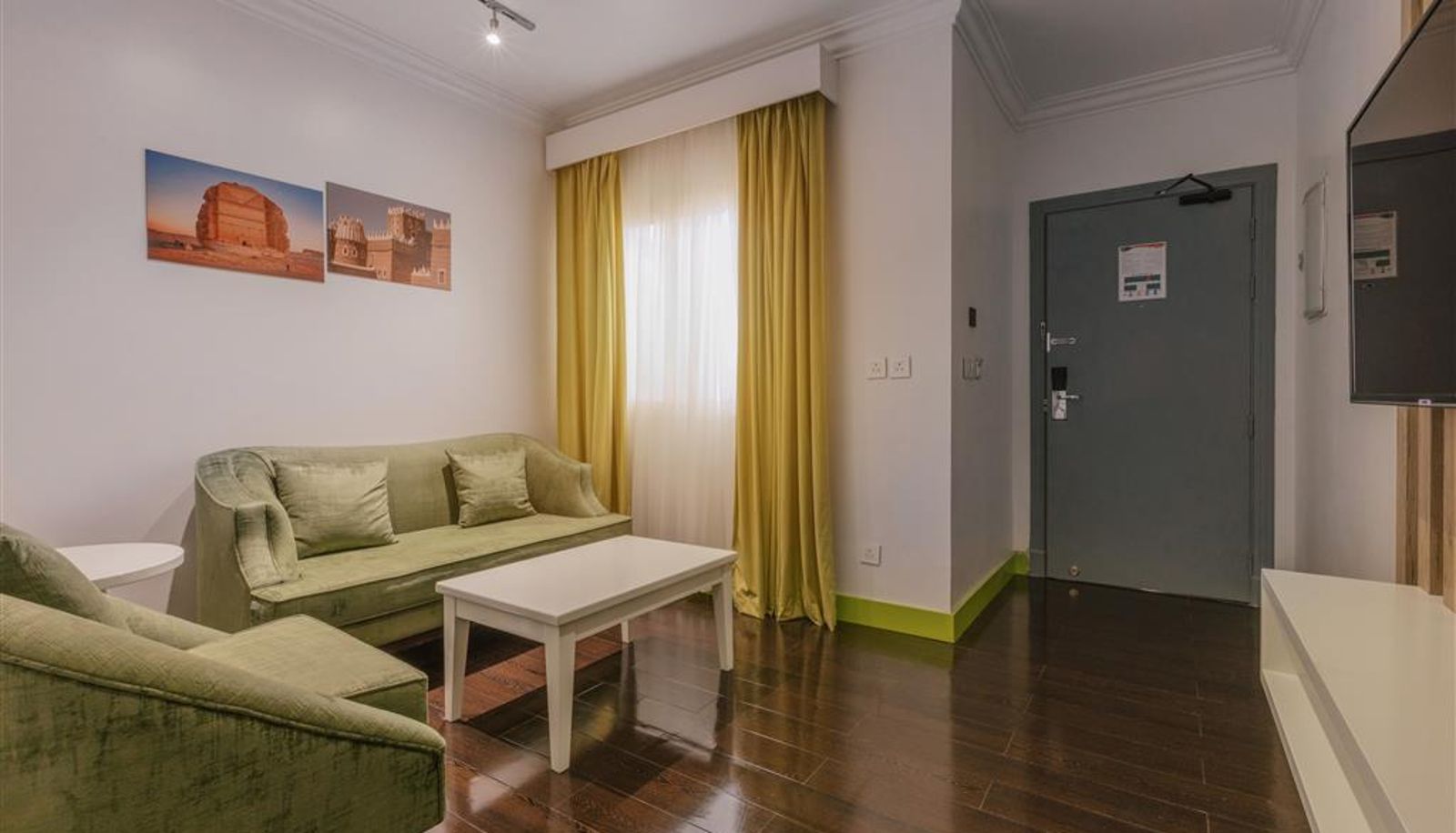 Zimmer - Super 8 by Wyndham Al Riyadh