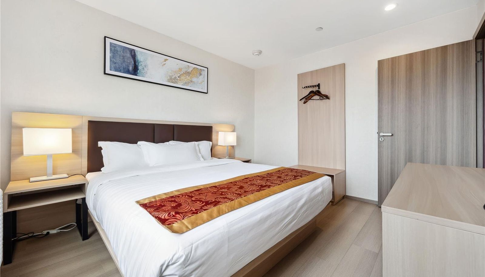 Zimmer - Ramada by Wyndham Flushing Queens