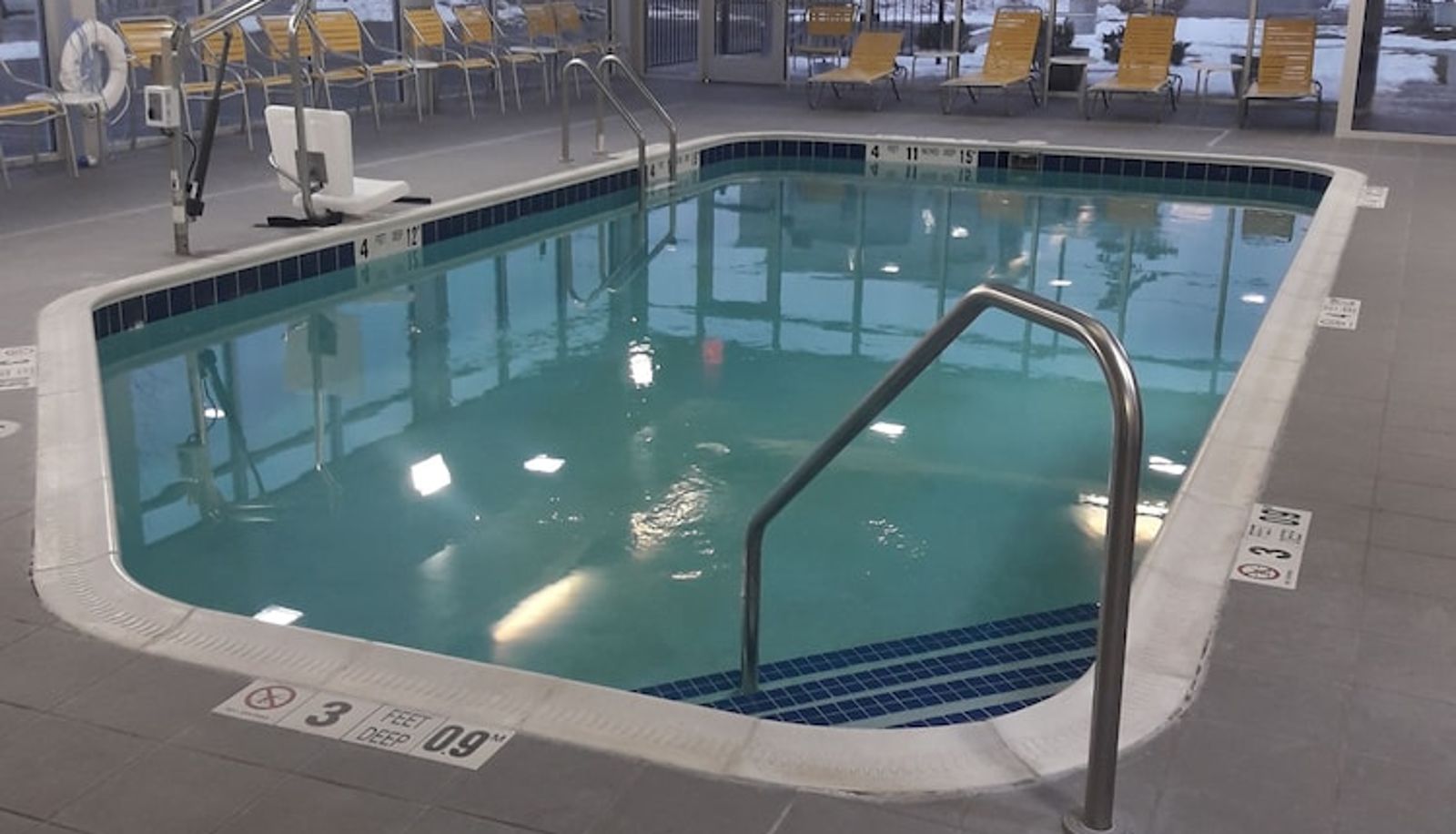Pool - Fairfield Inn and Suites Plattsburgh